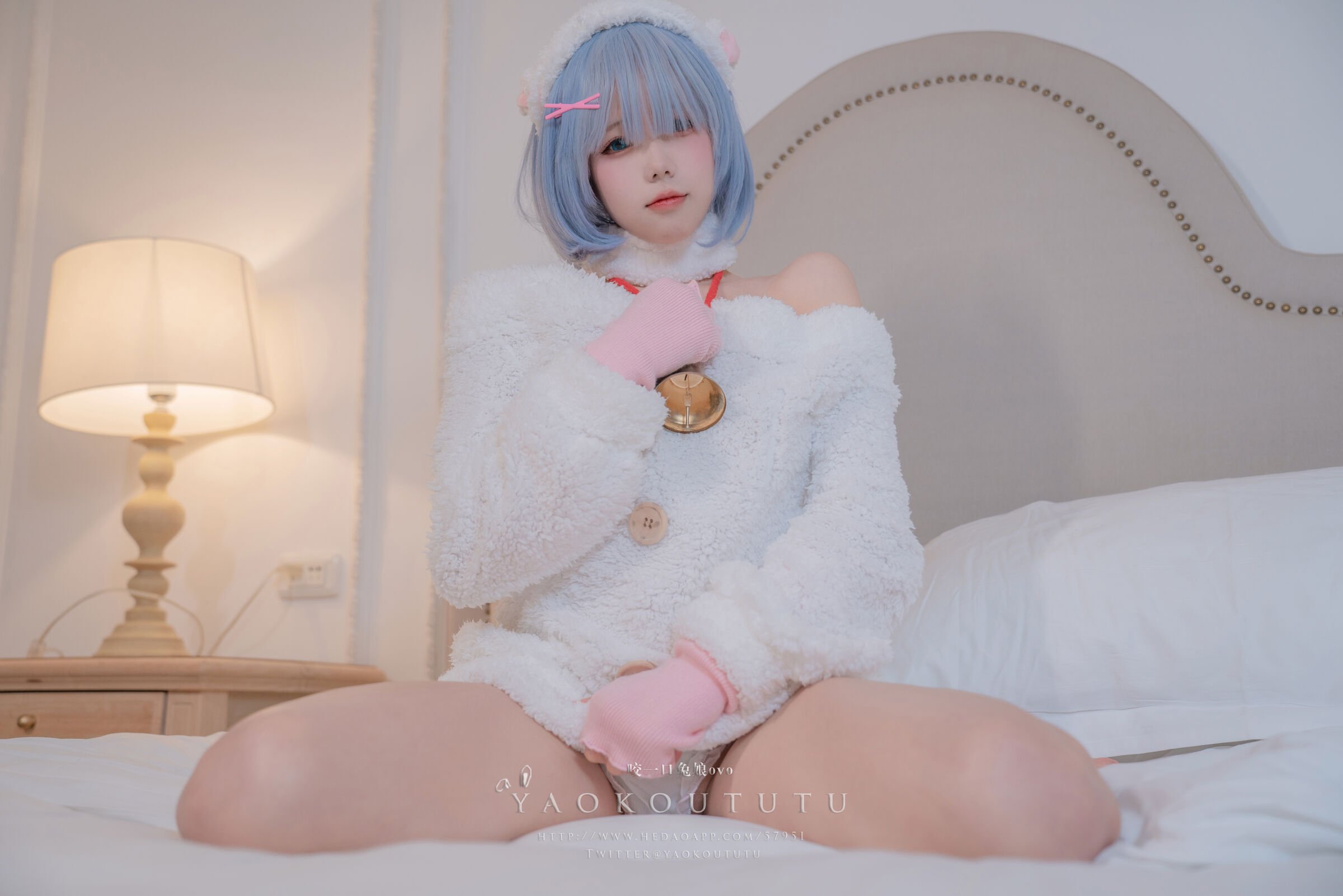 09