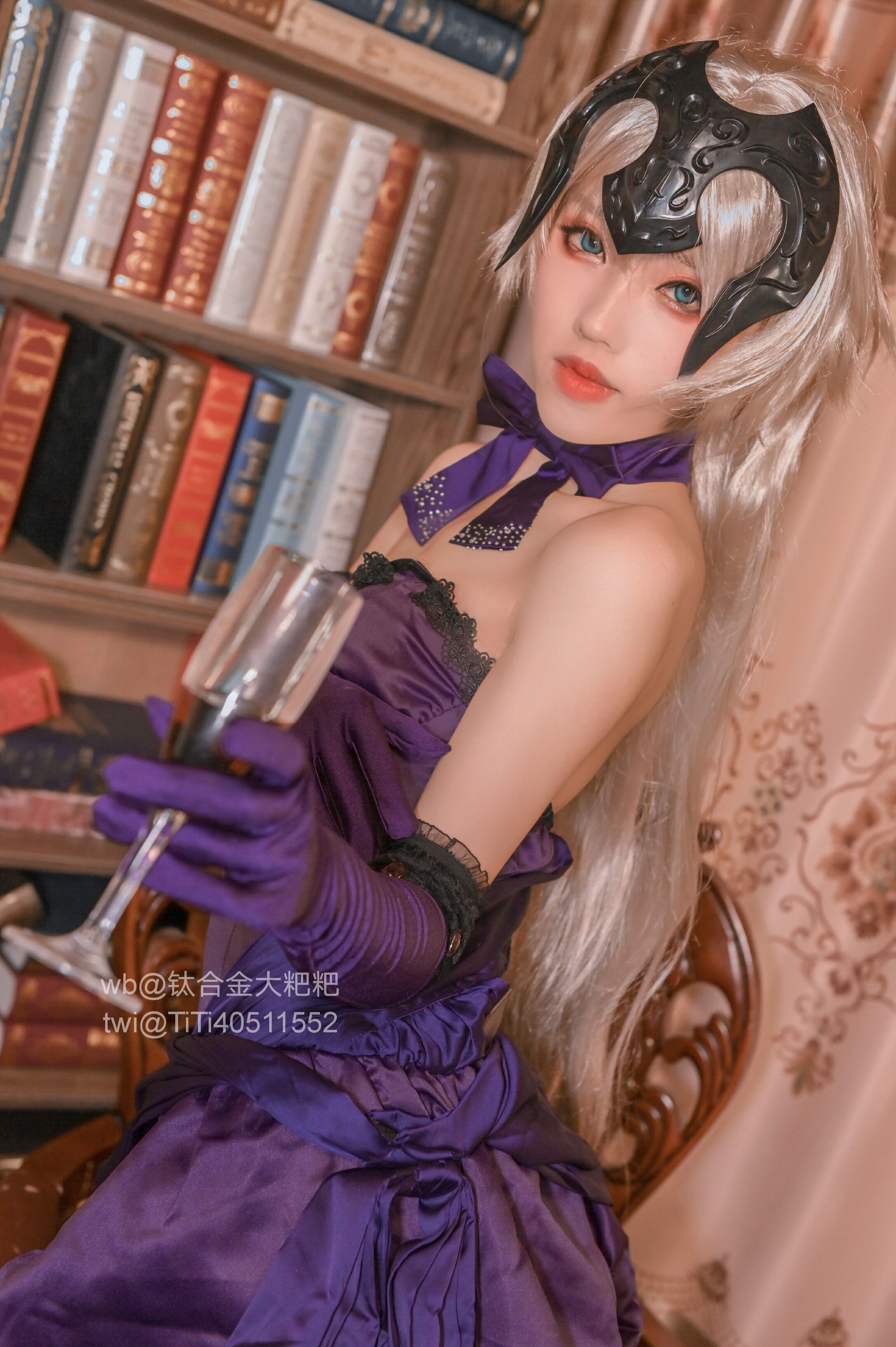 01