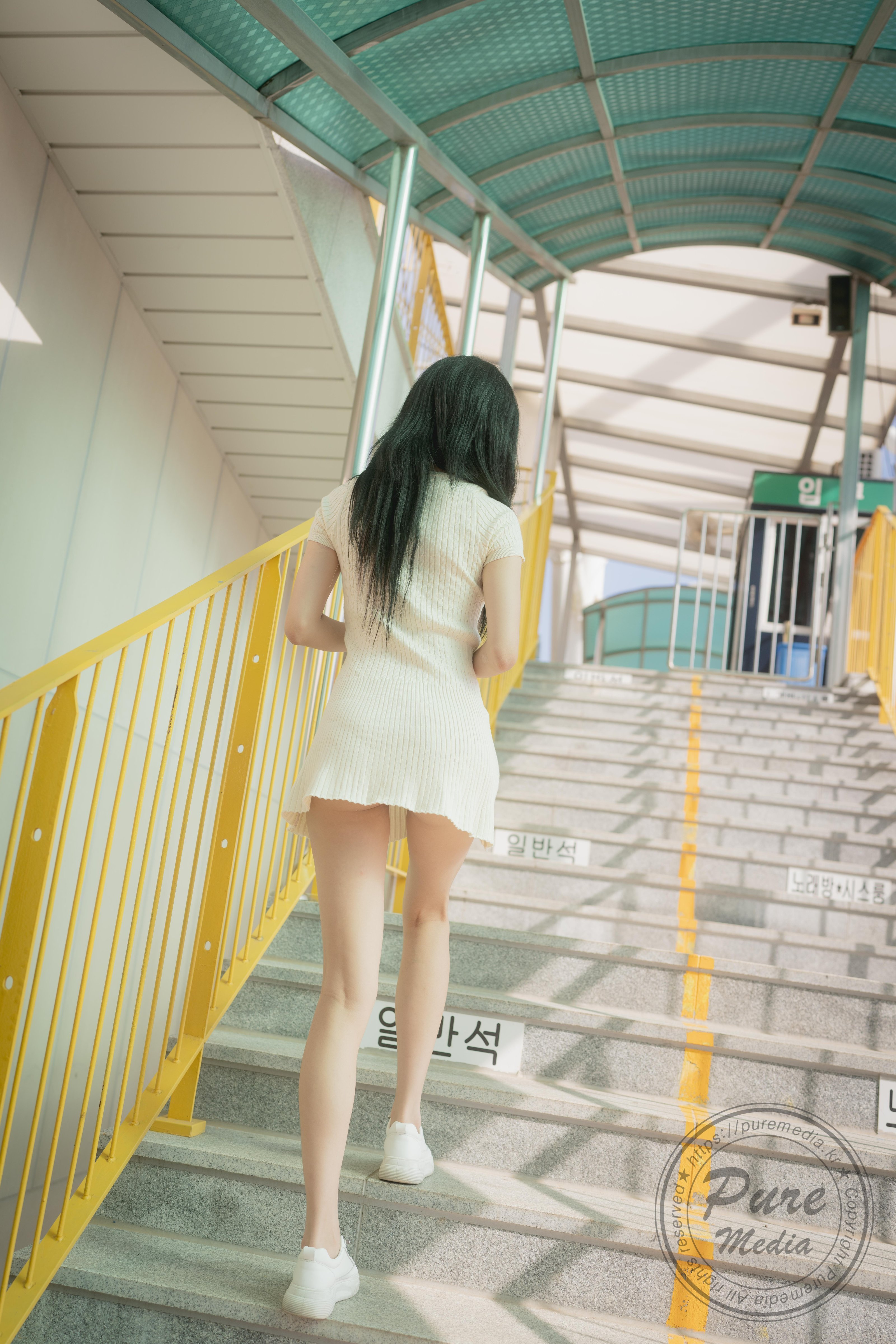 005