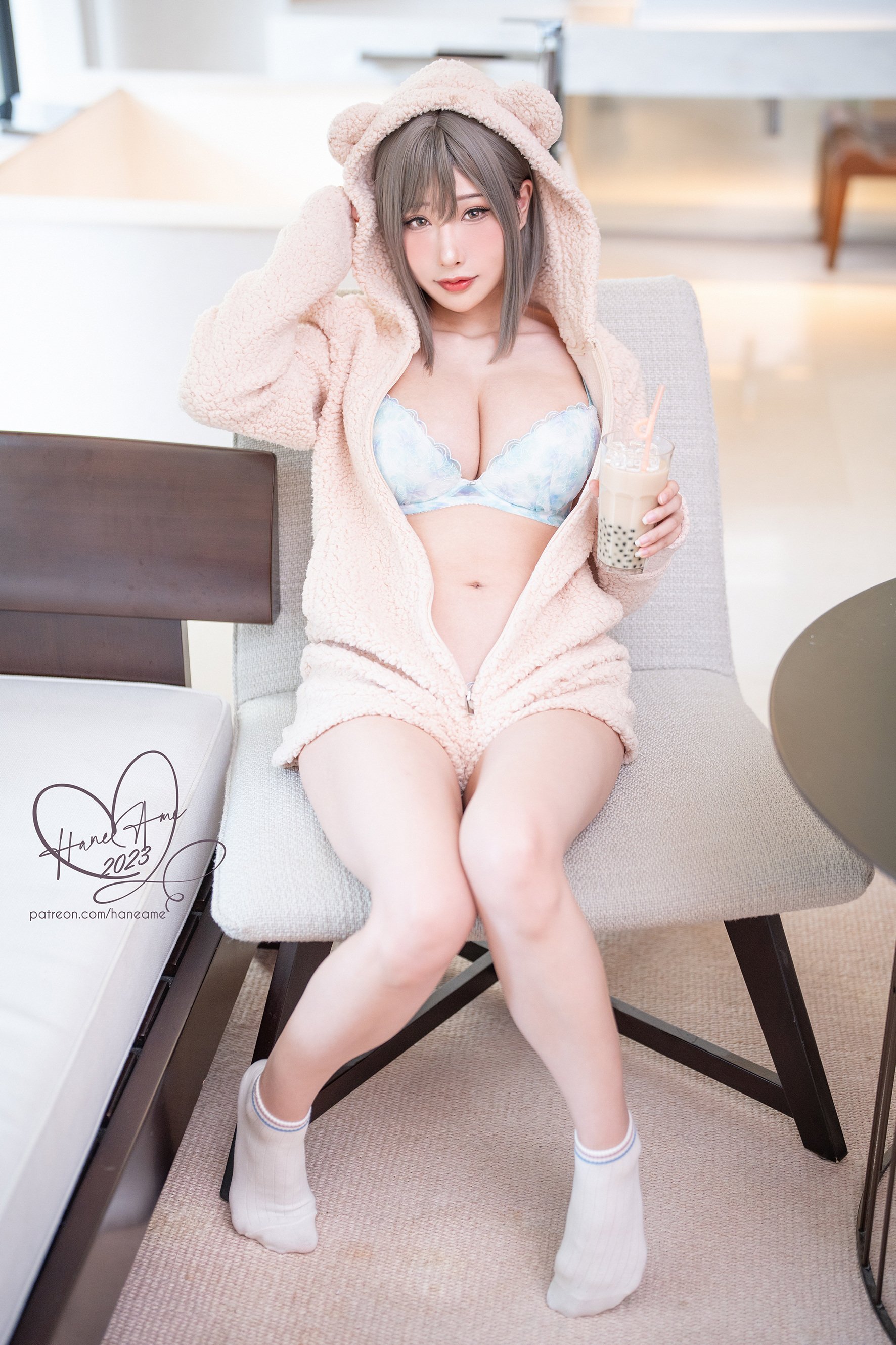 01