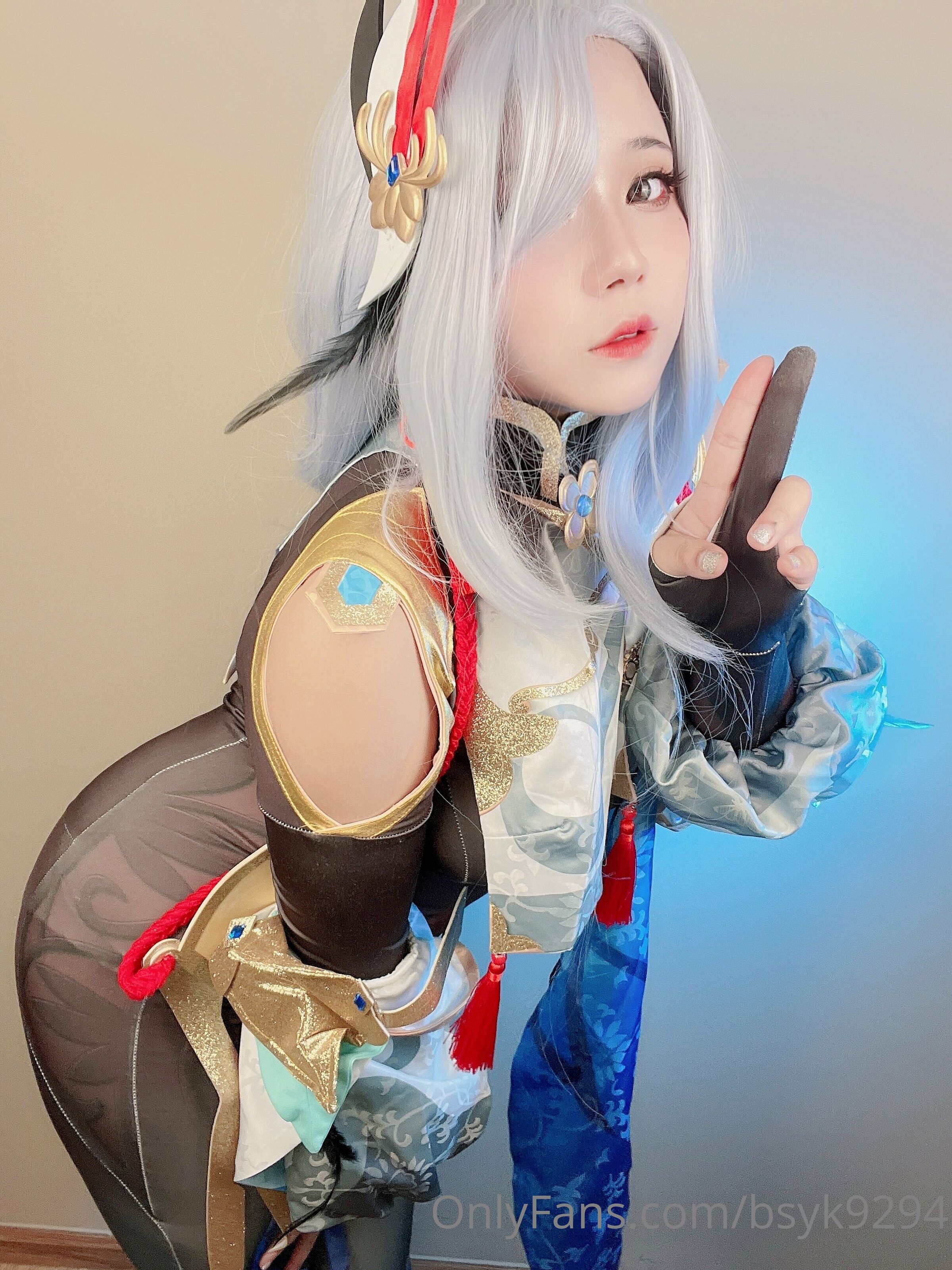 01
