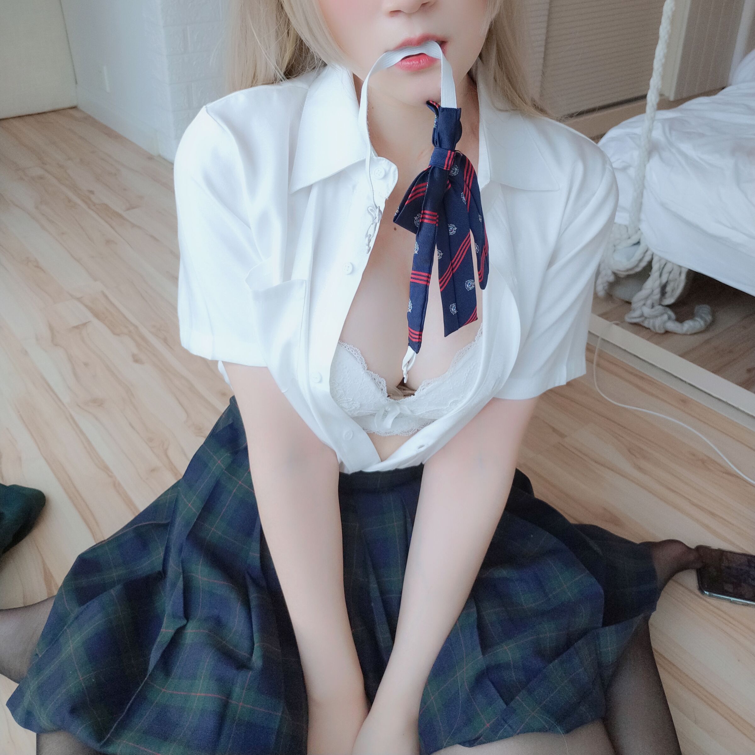 18_baiyin811_sssins.com_18