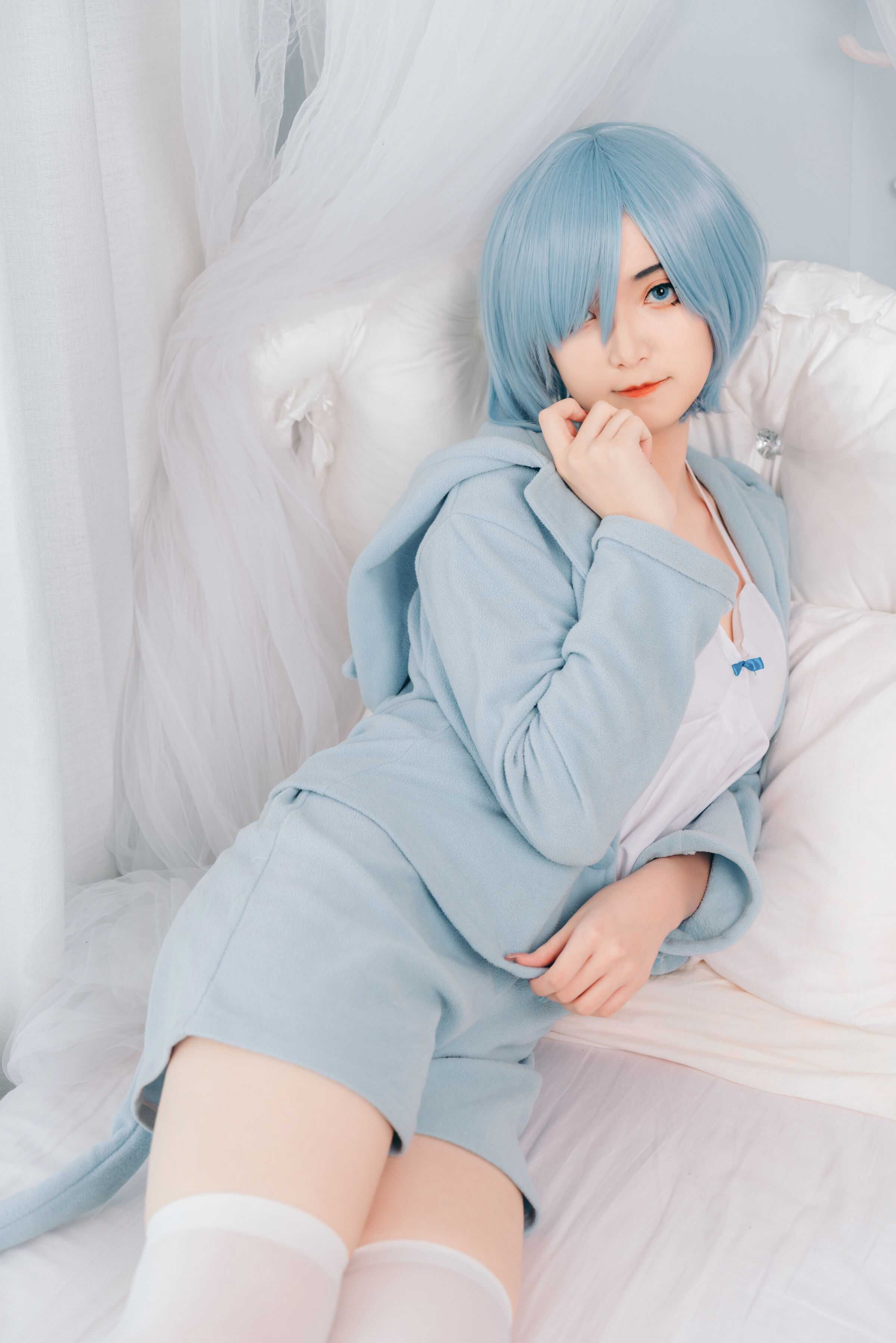 04