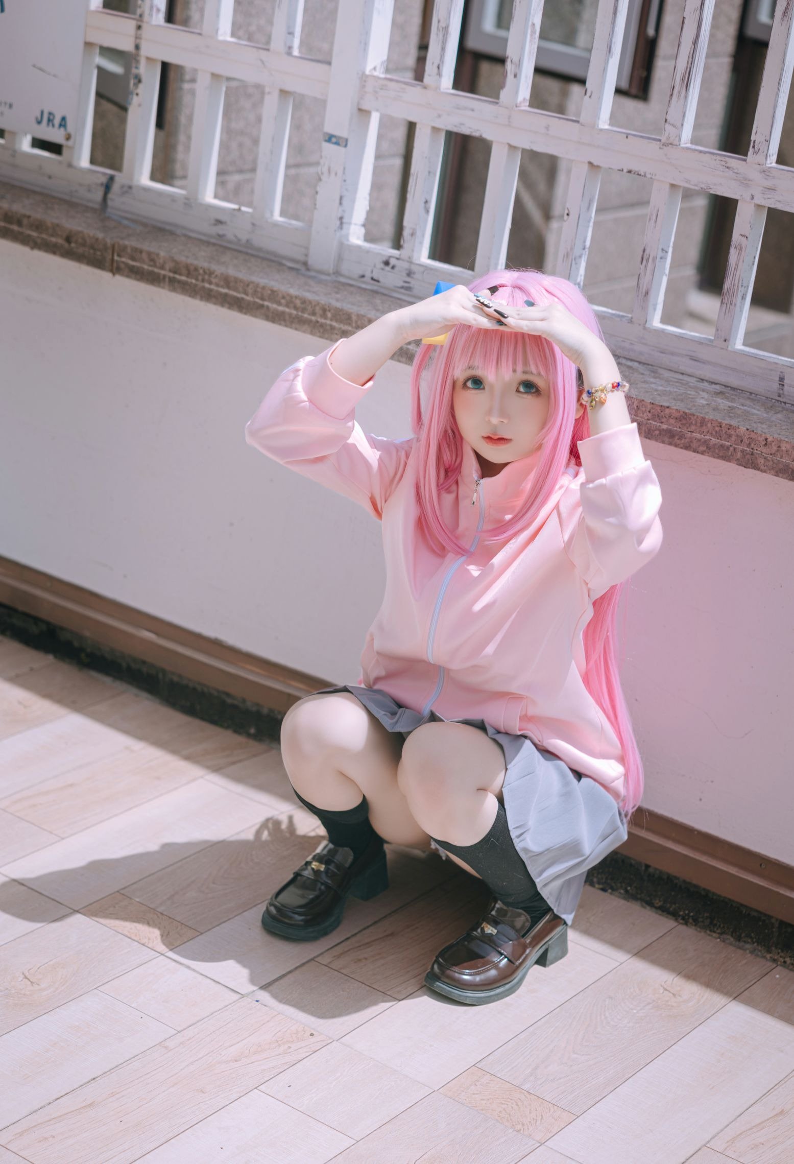 001