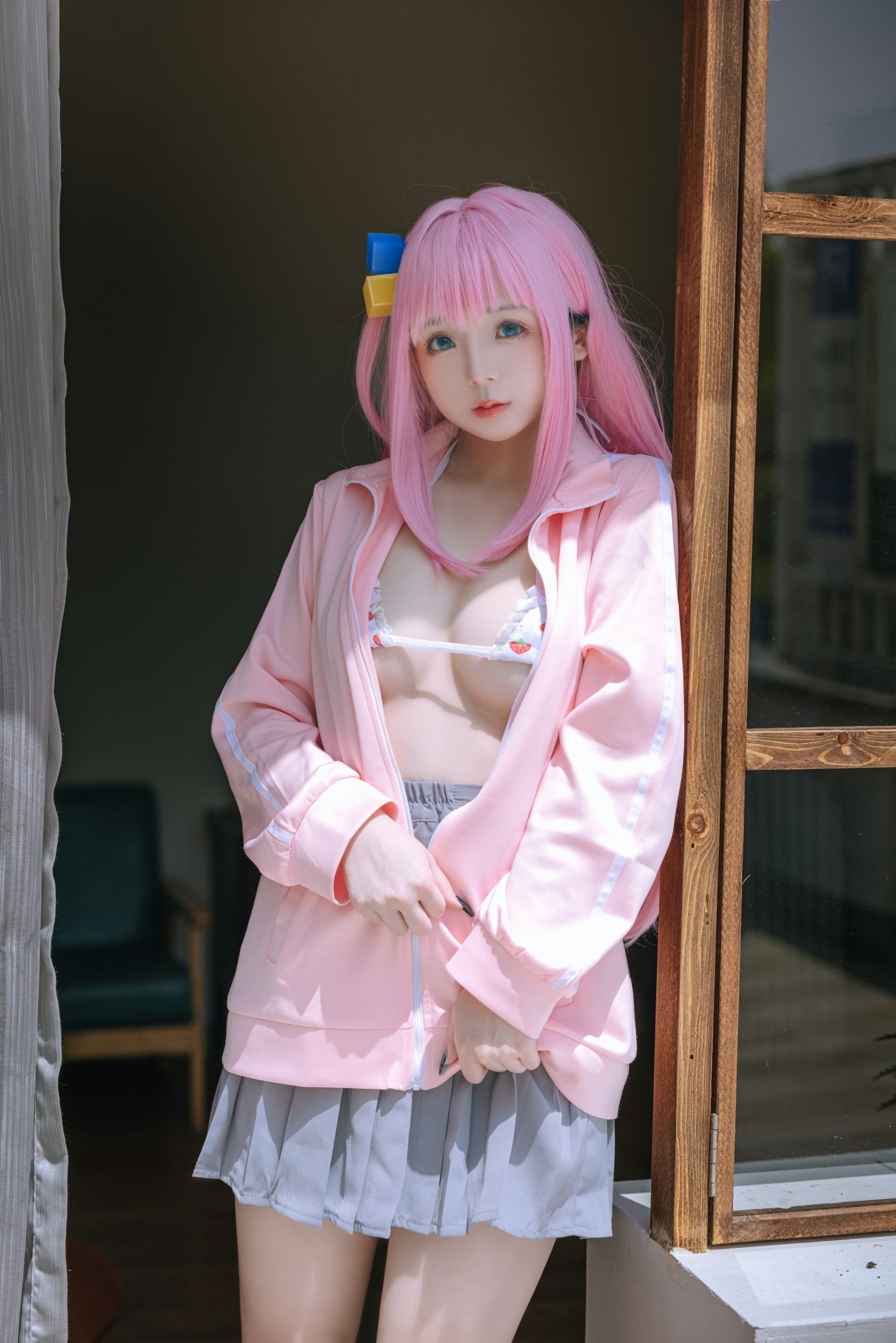 002
