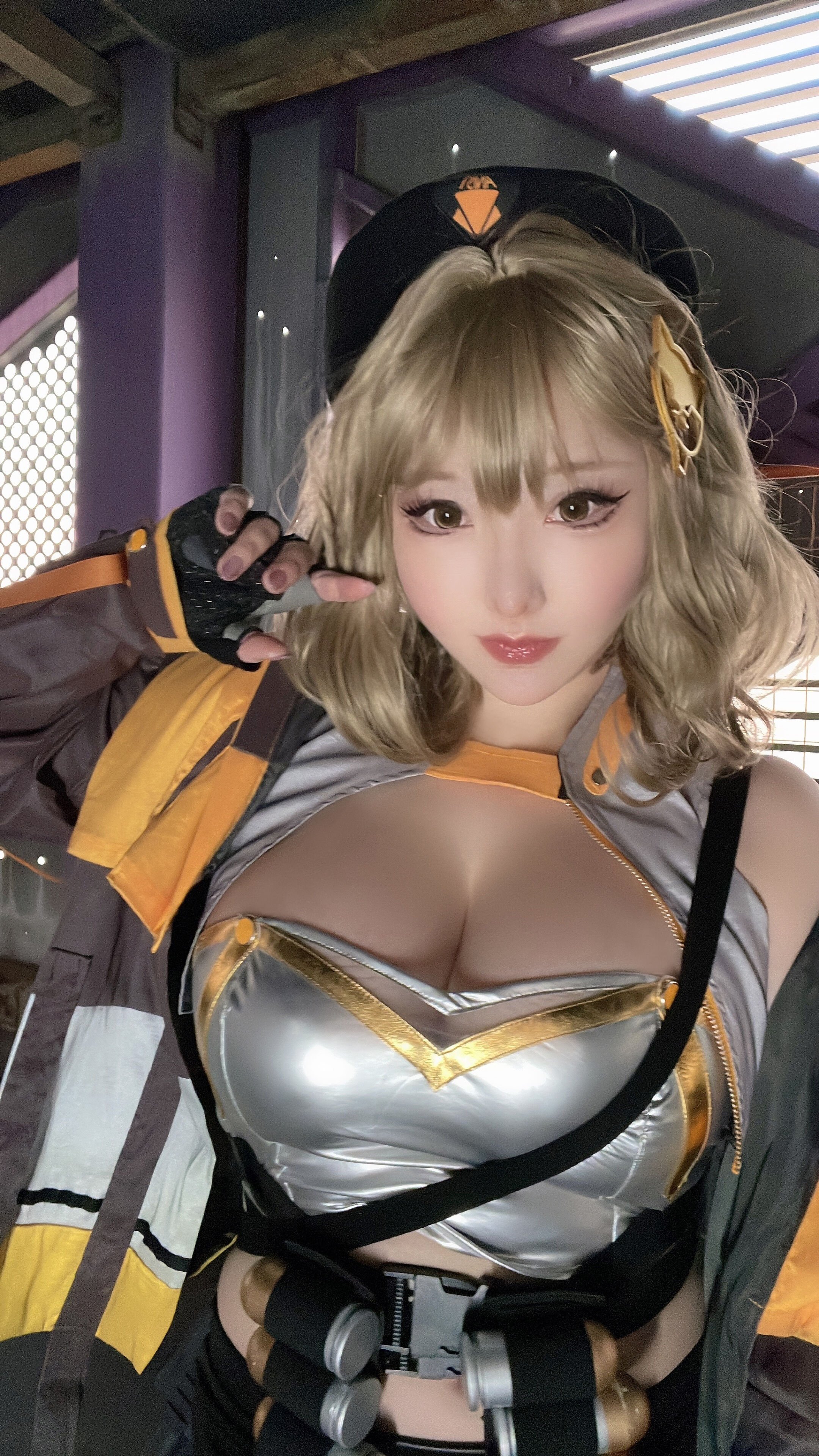 04