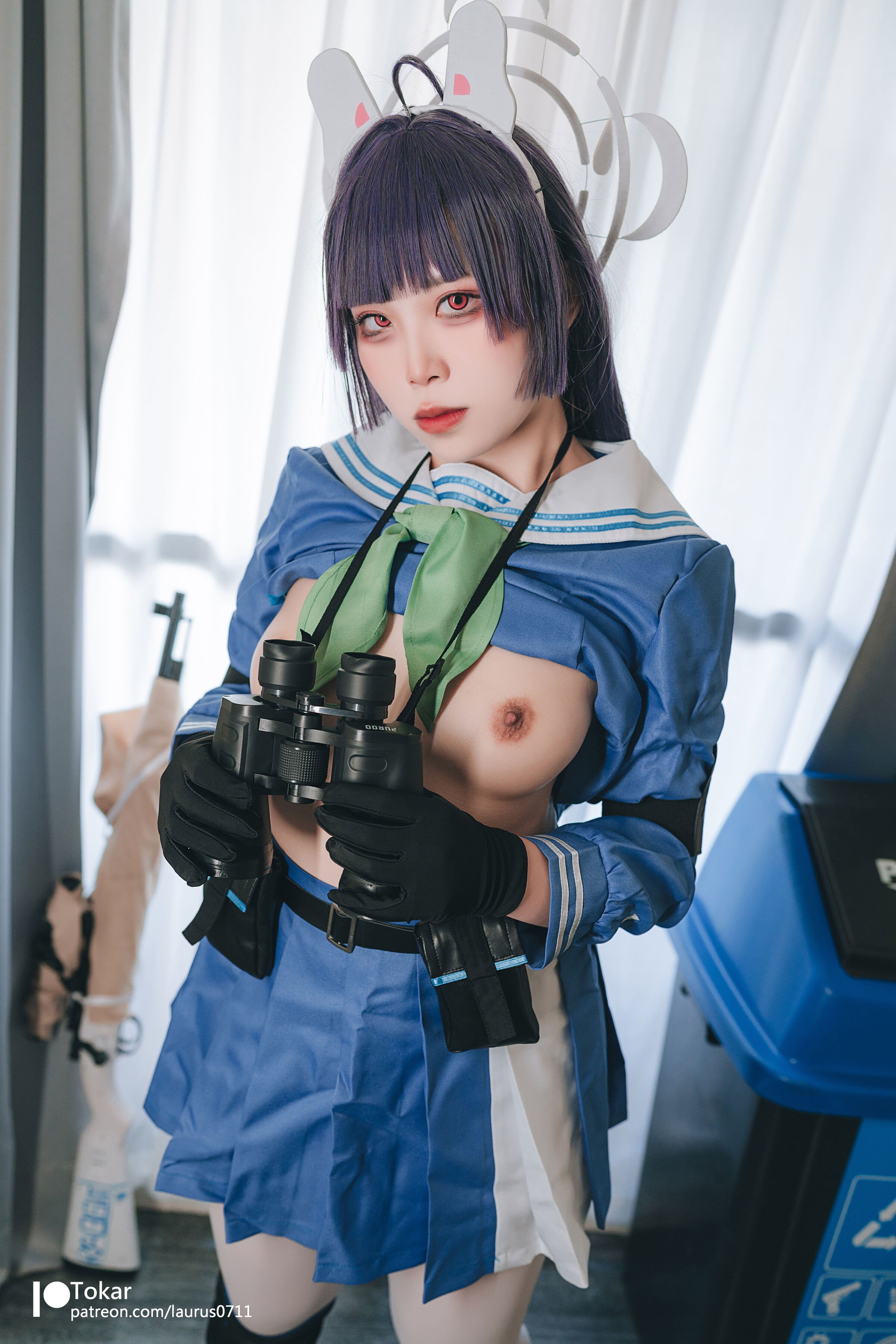 09