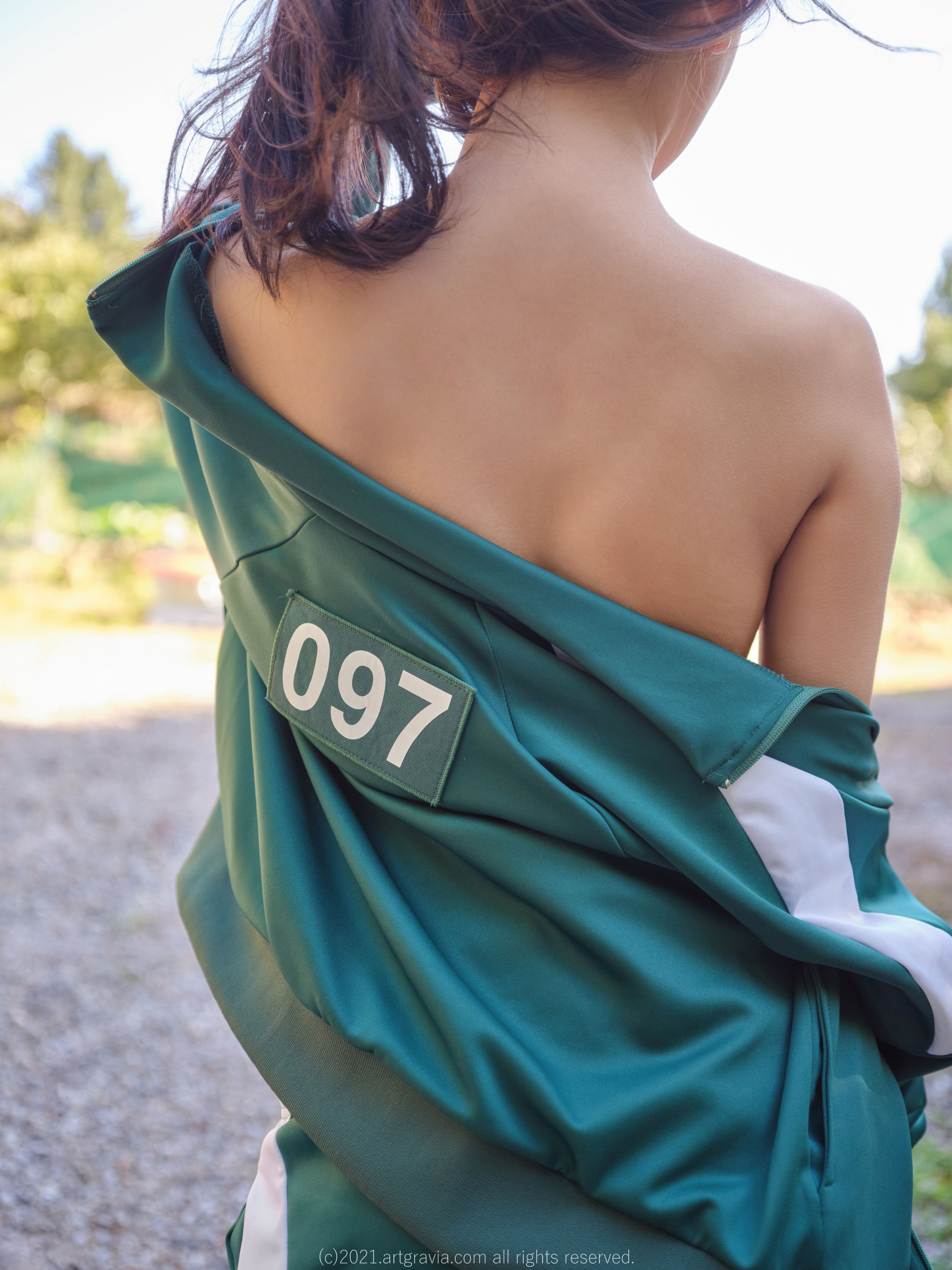 p33
