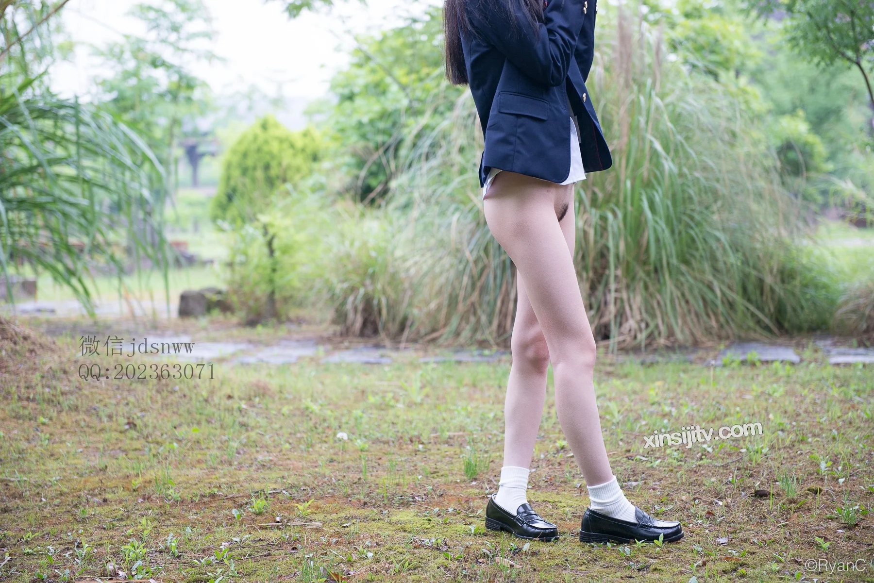 082