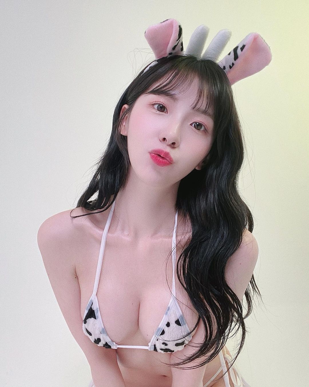 p766