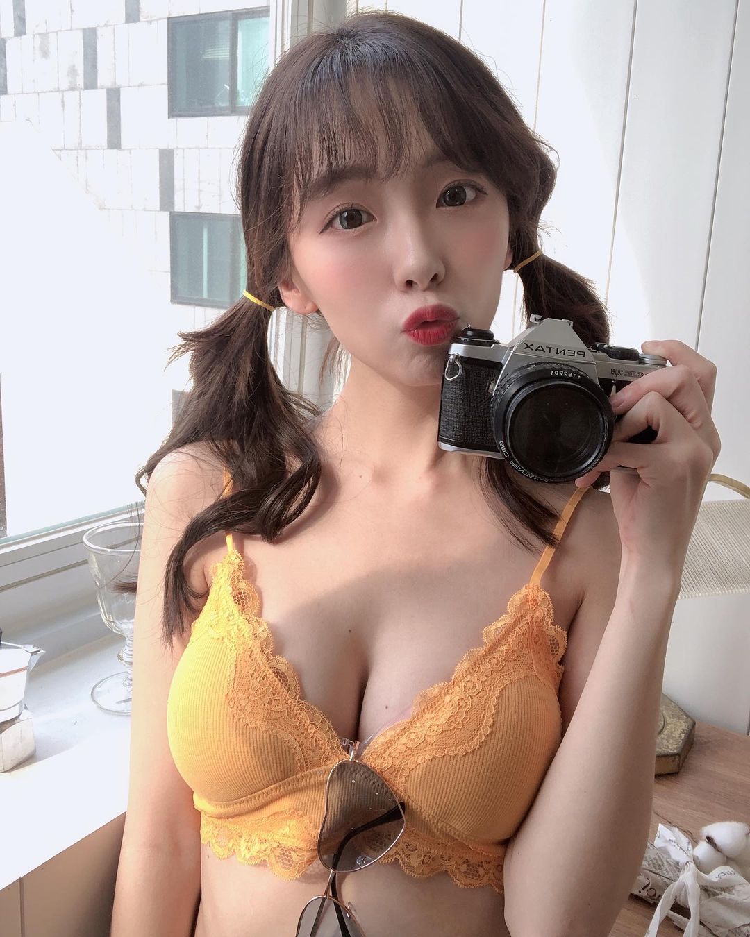 p144