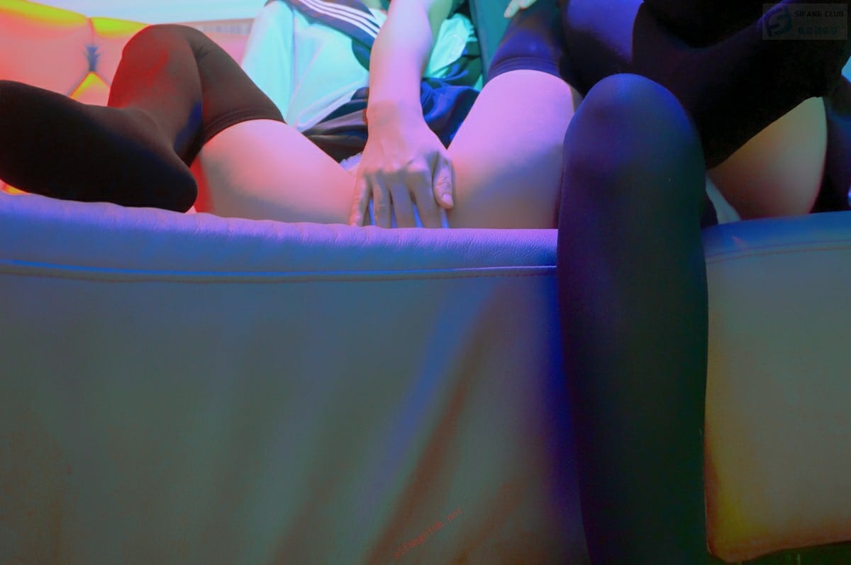 033