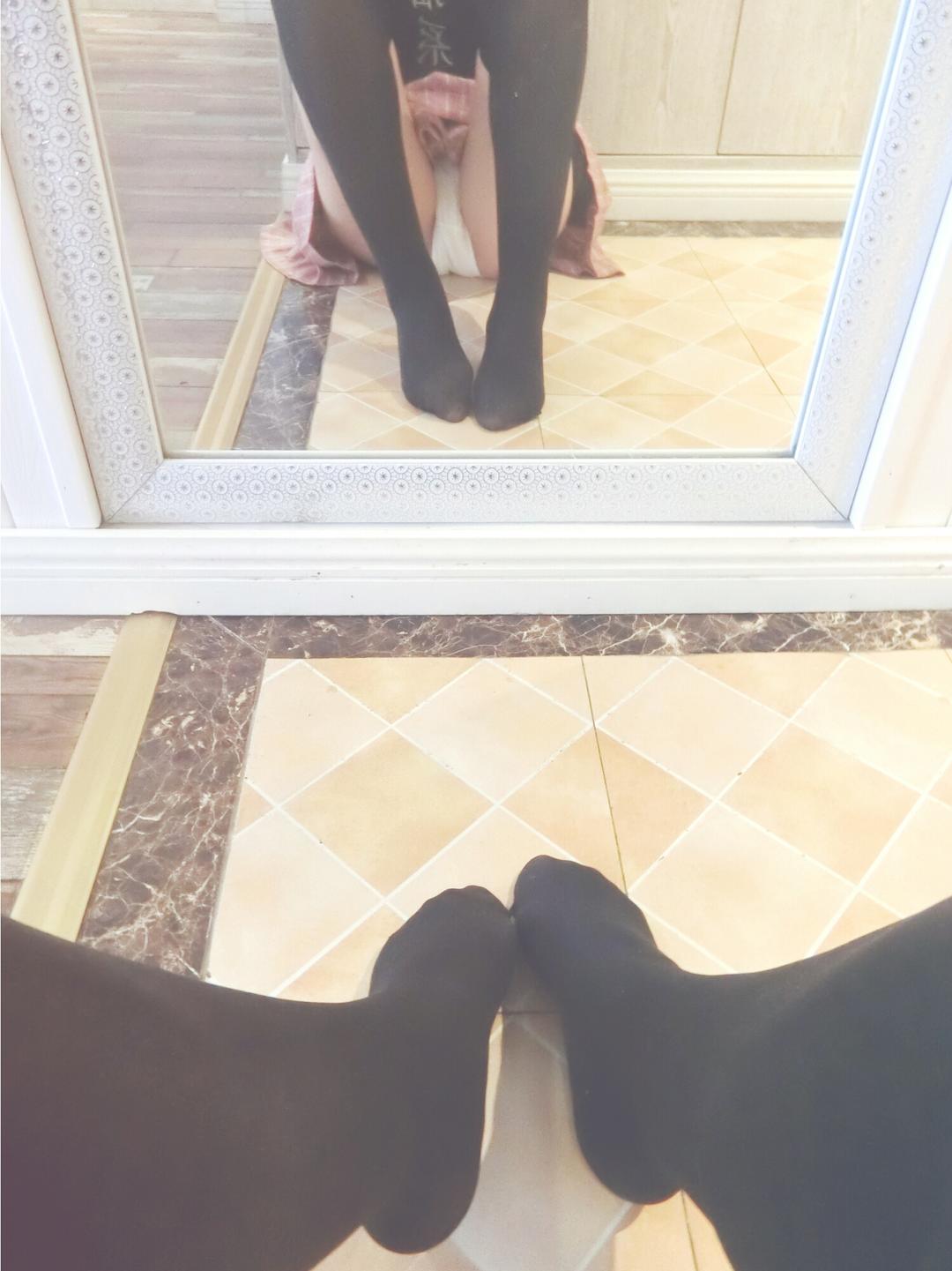 005