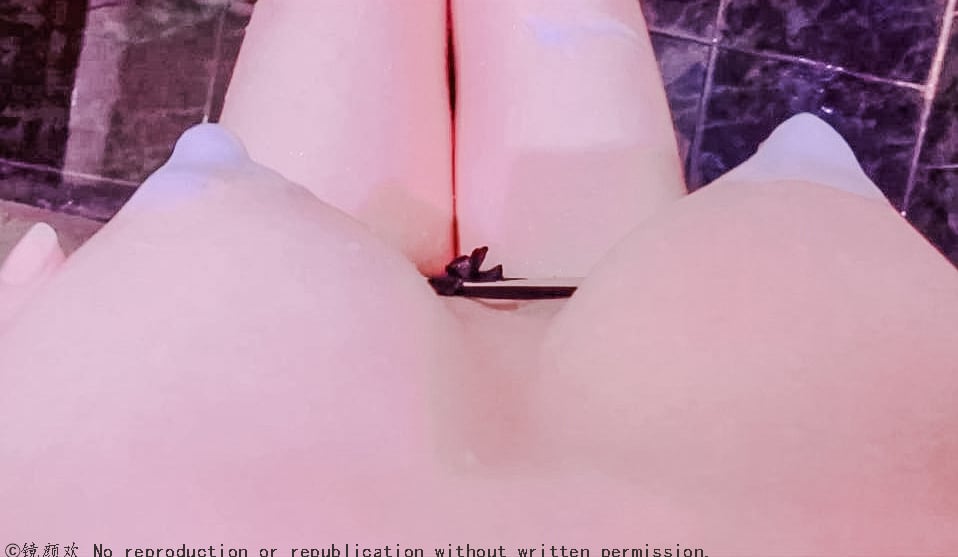 039
