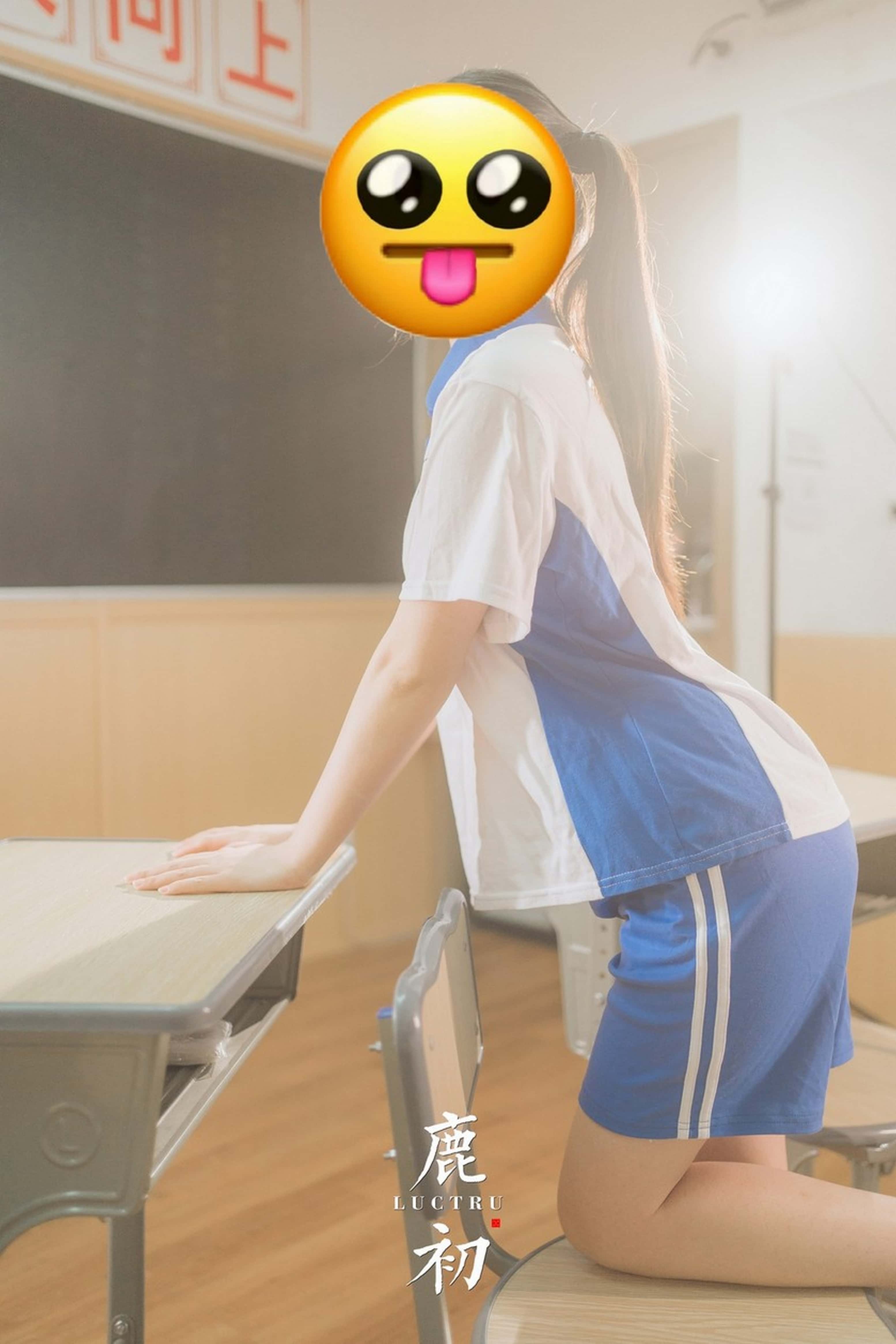 011