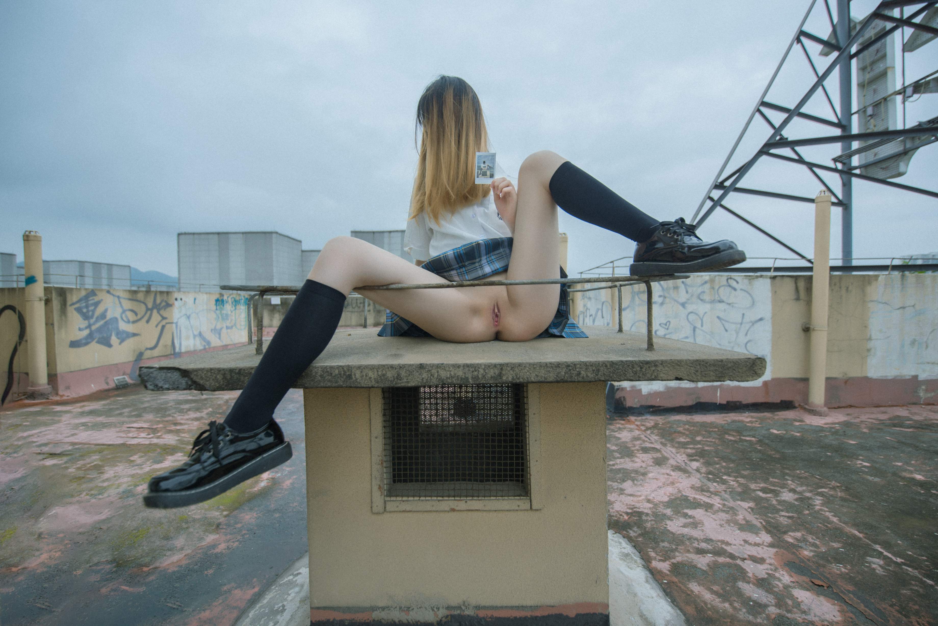 011