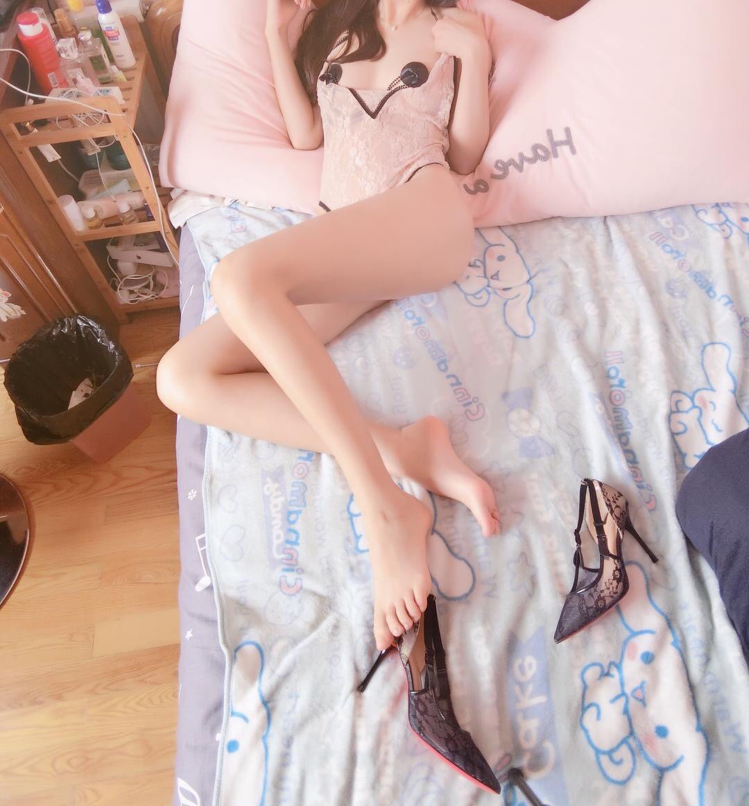 002