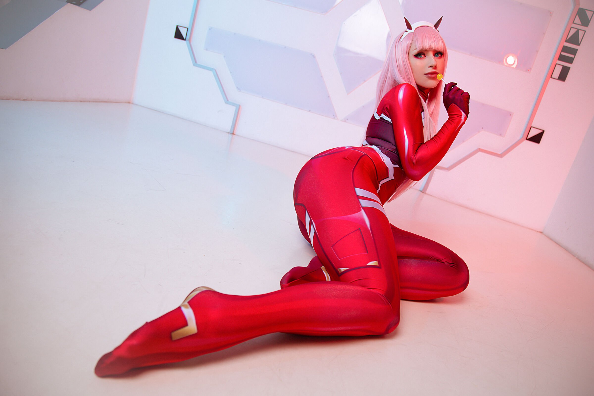 04