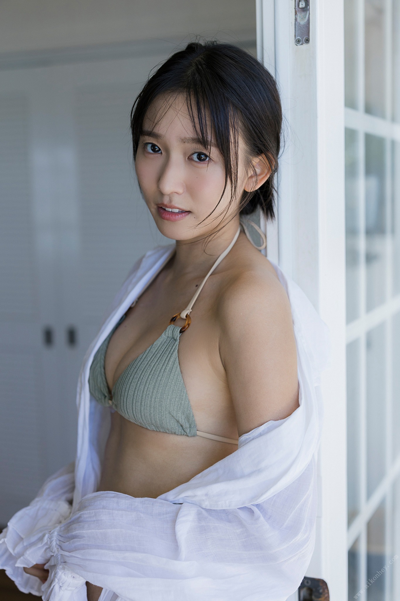 098P