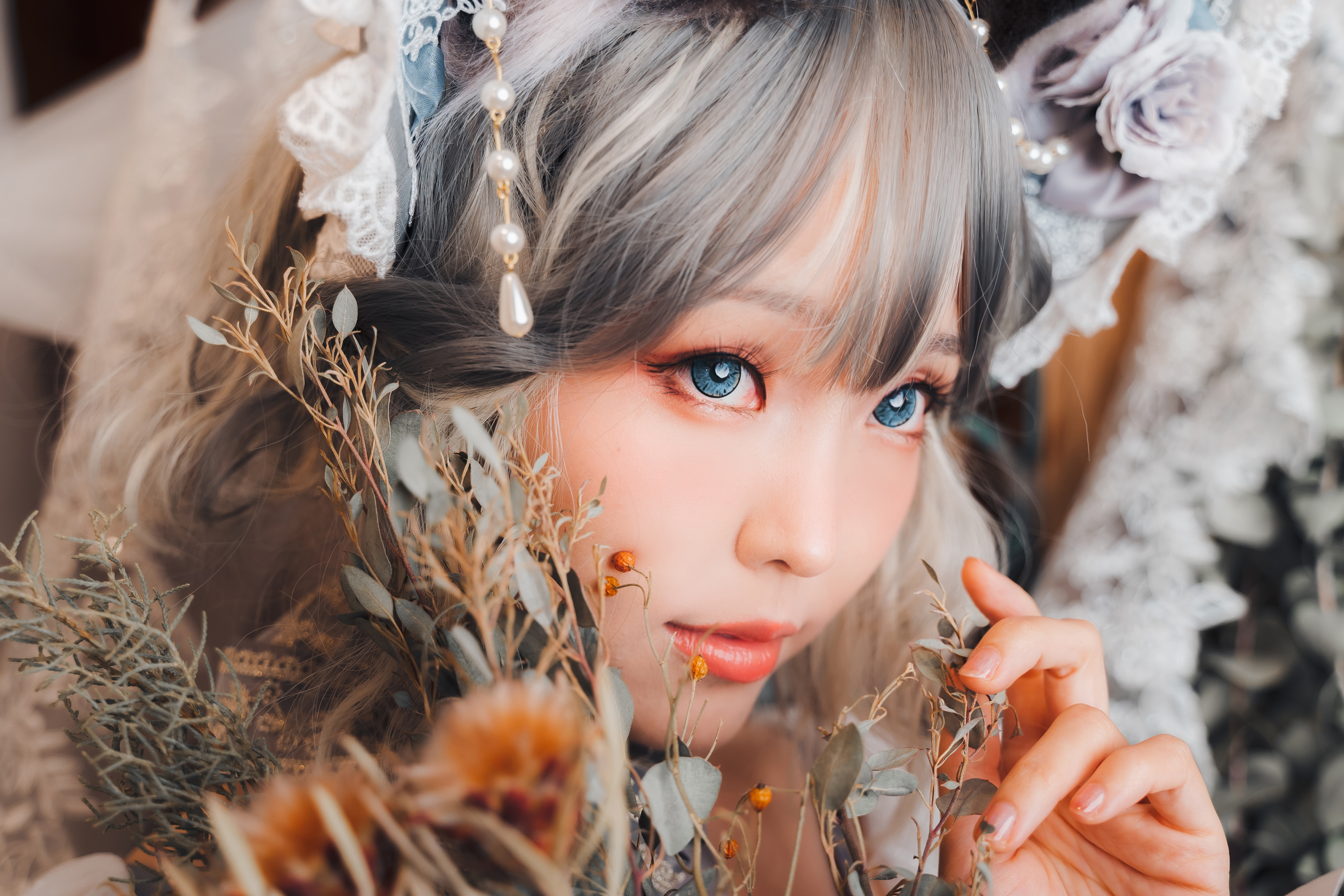 04
