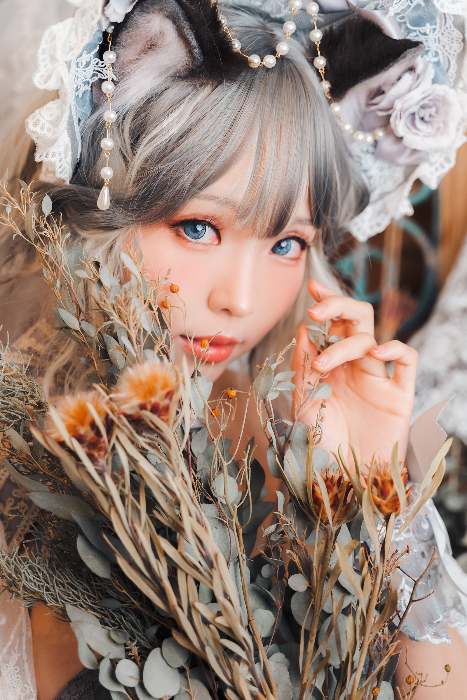 06