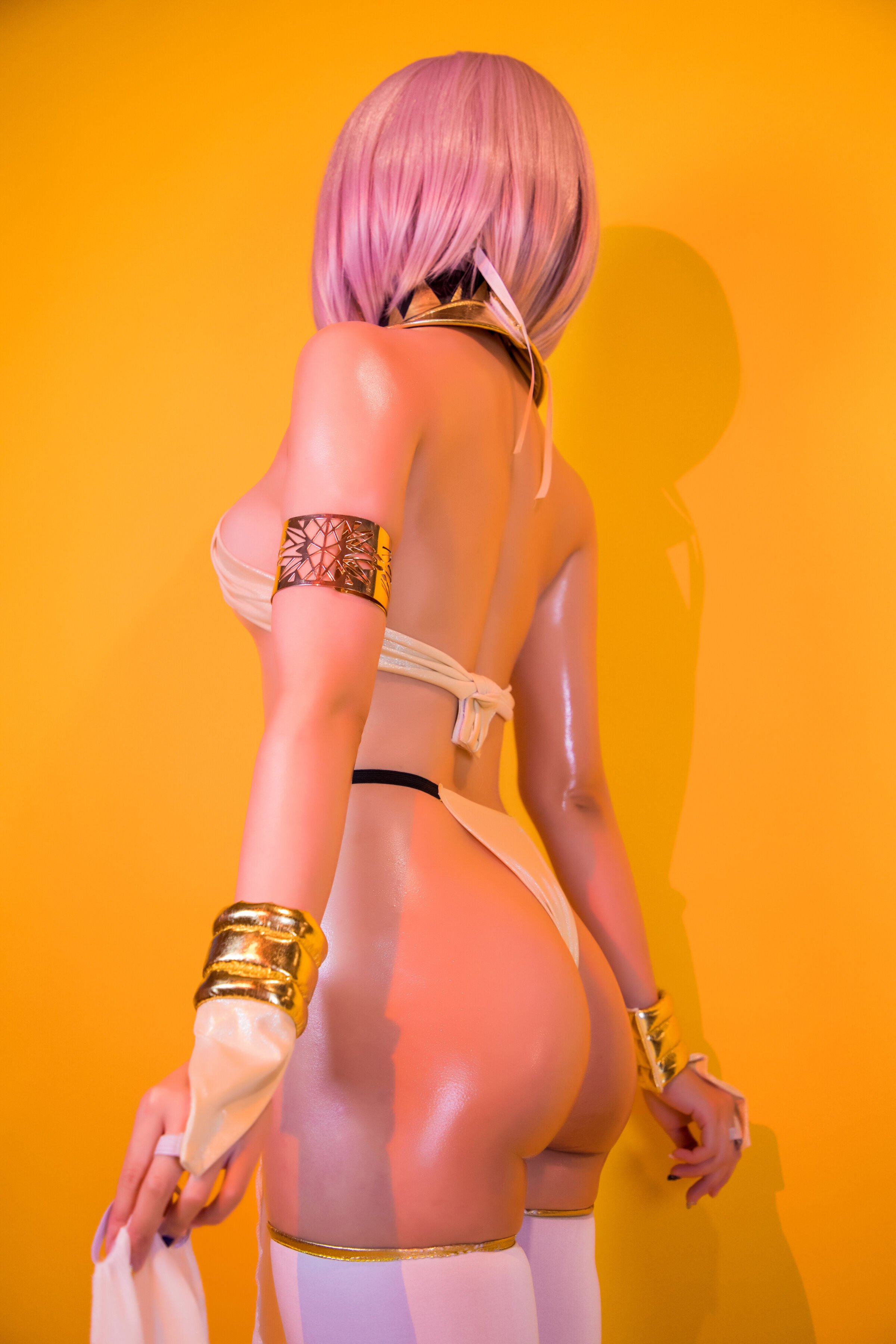 23