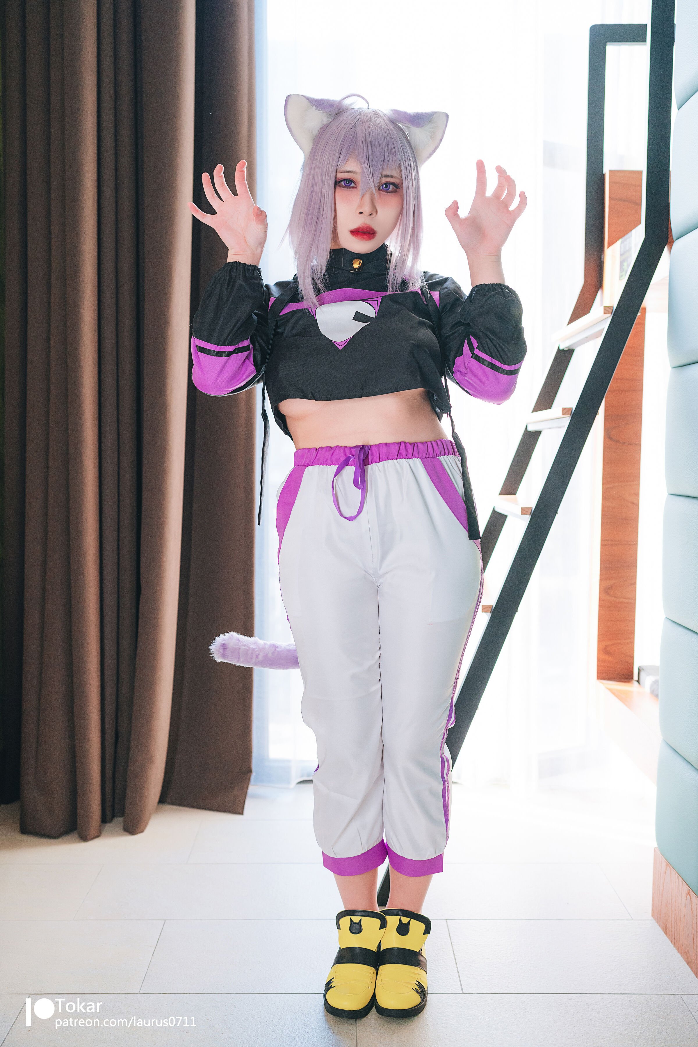 01