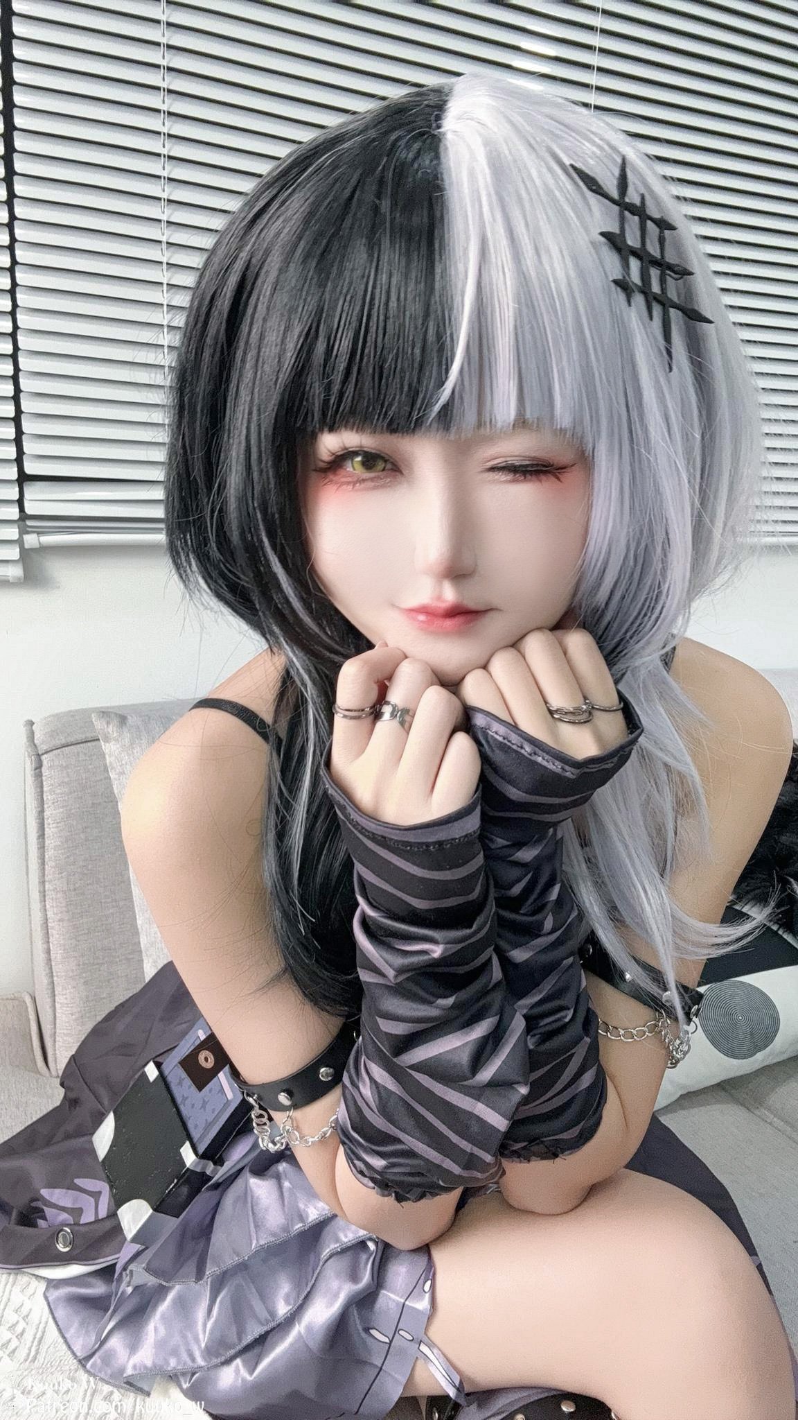 01