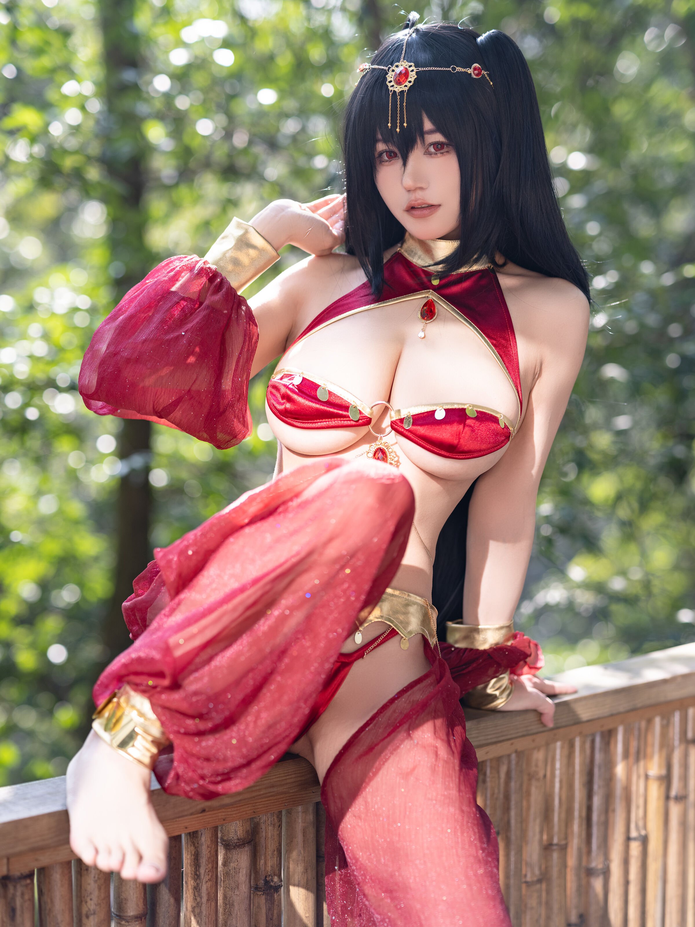 045
