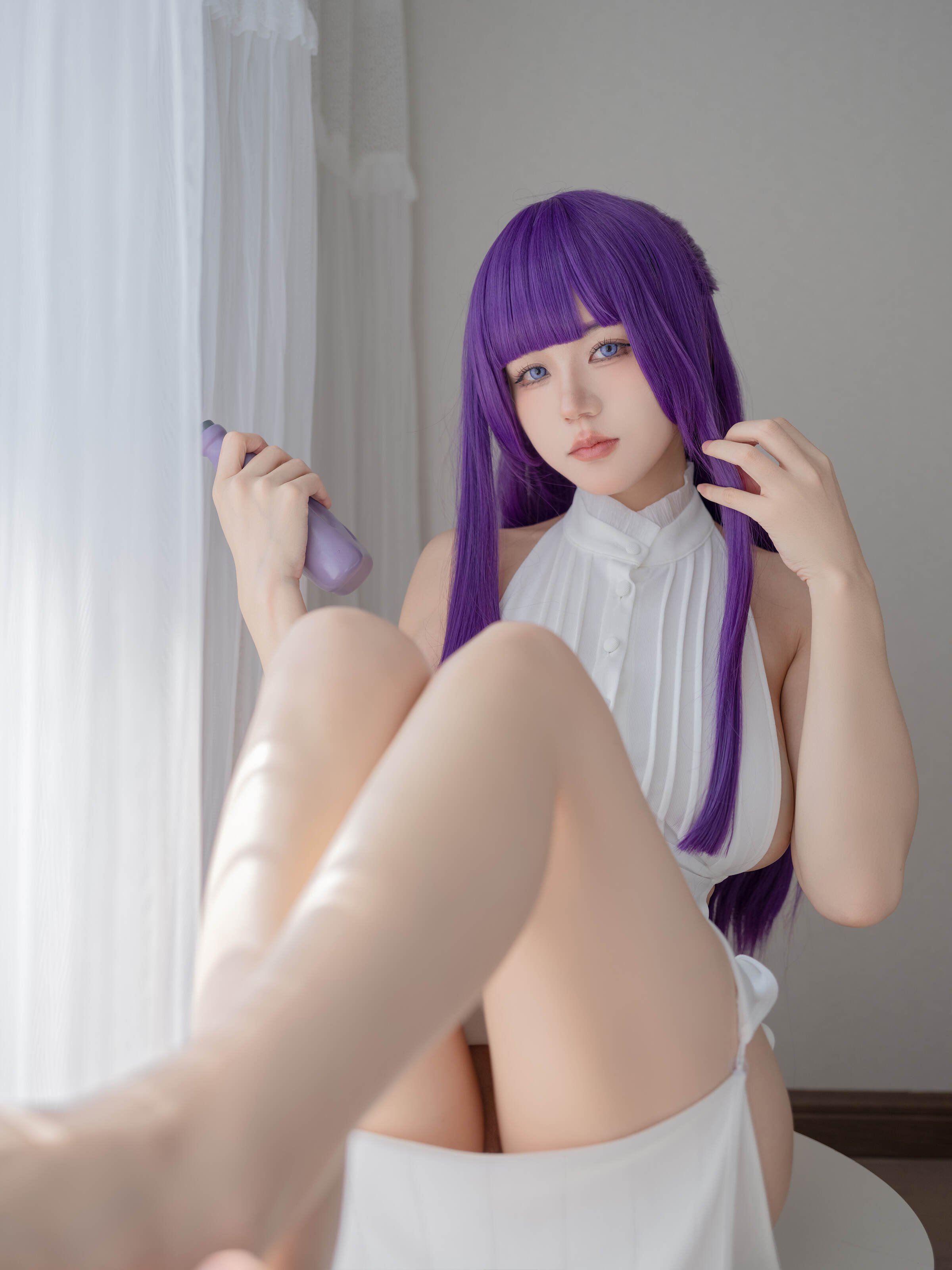 072