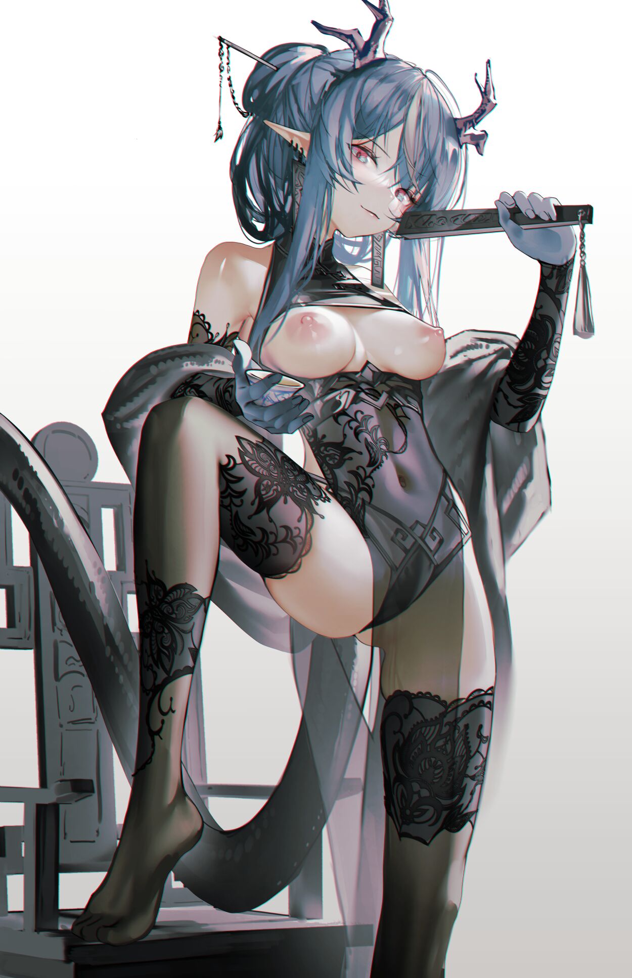 045