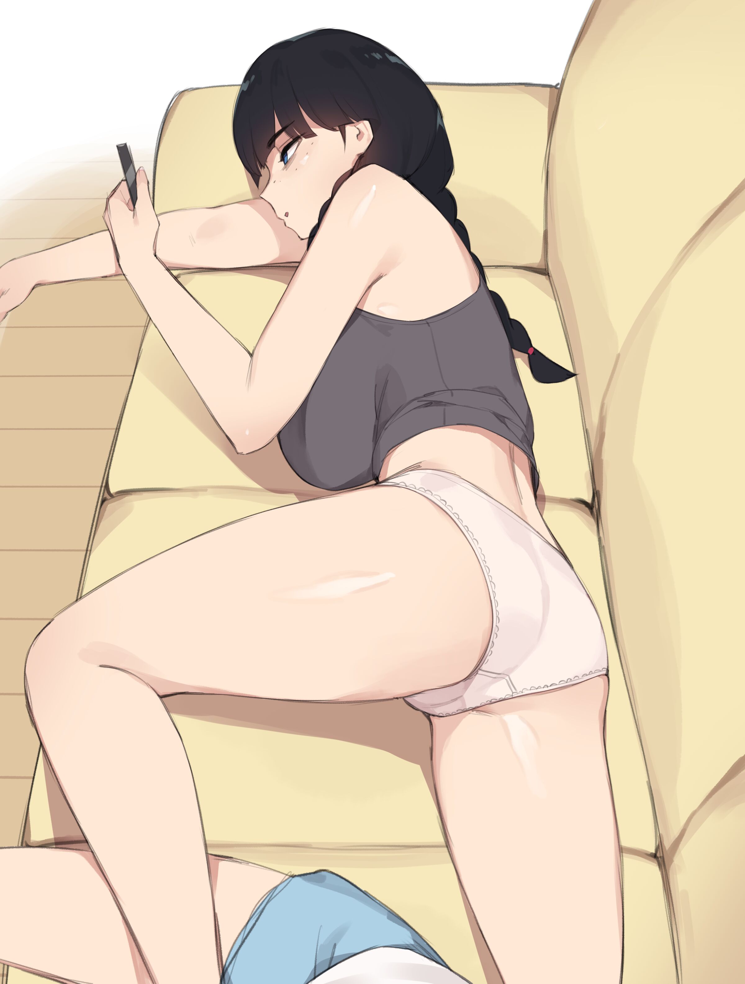 077