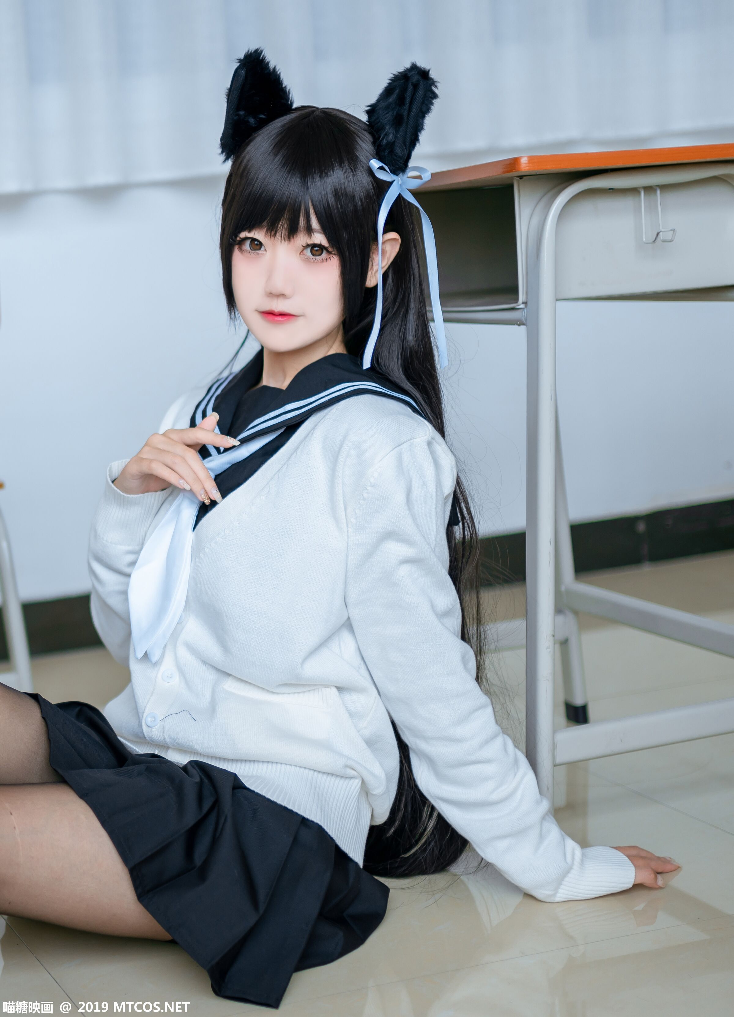 01