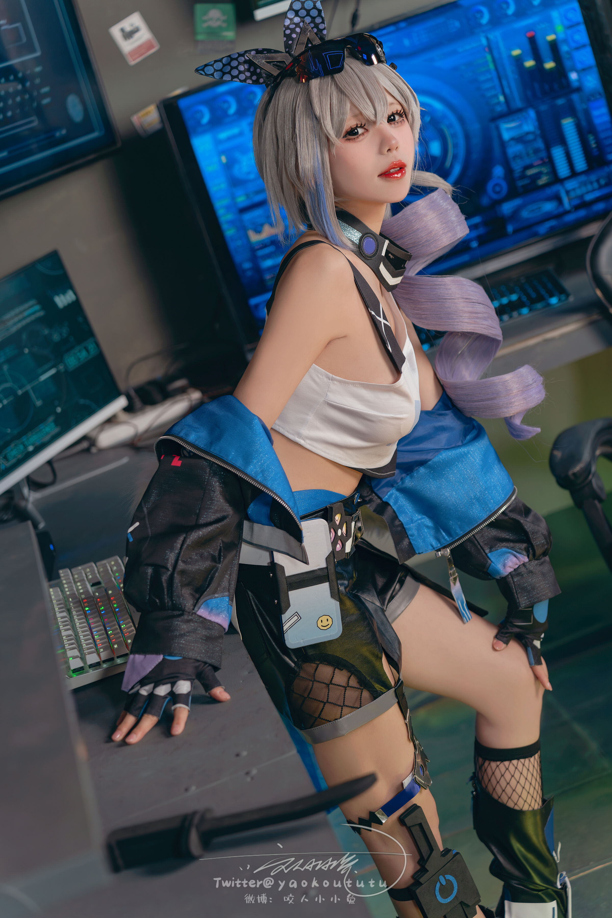 08