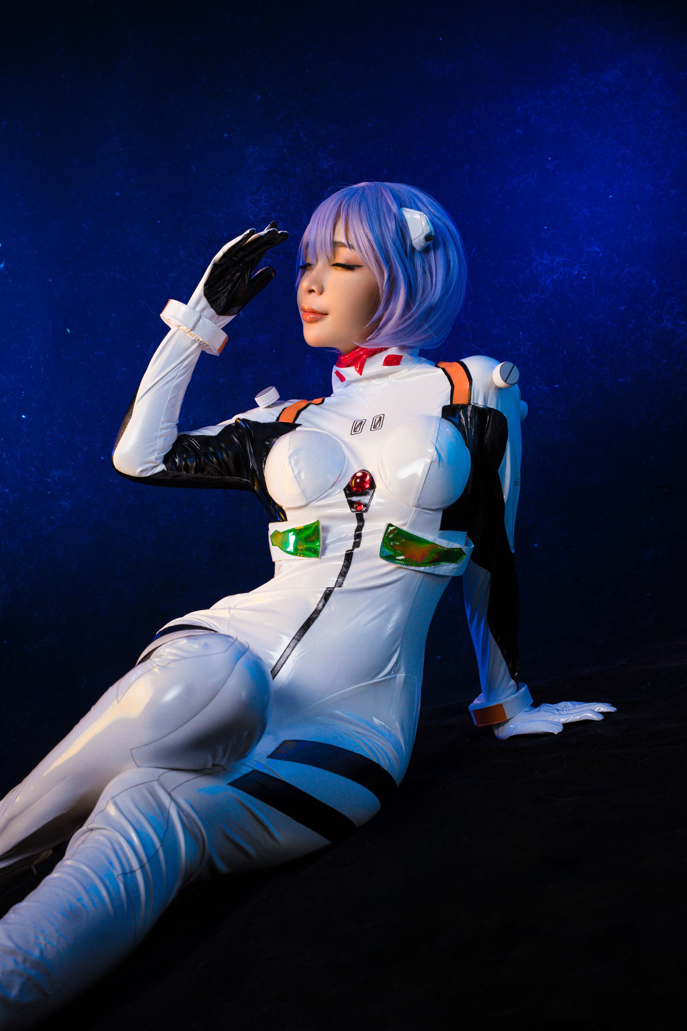 003