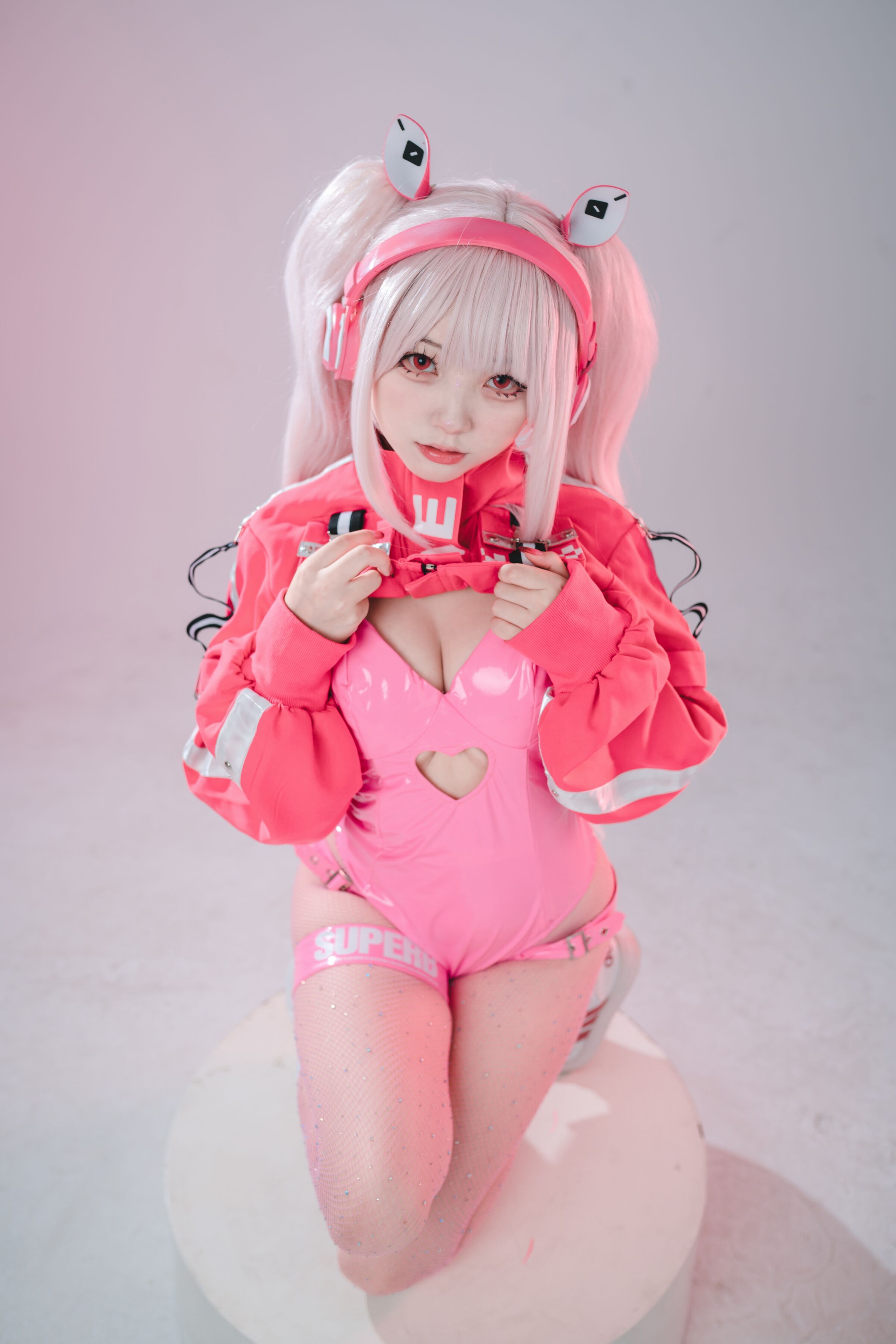 04