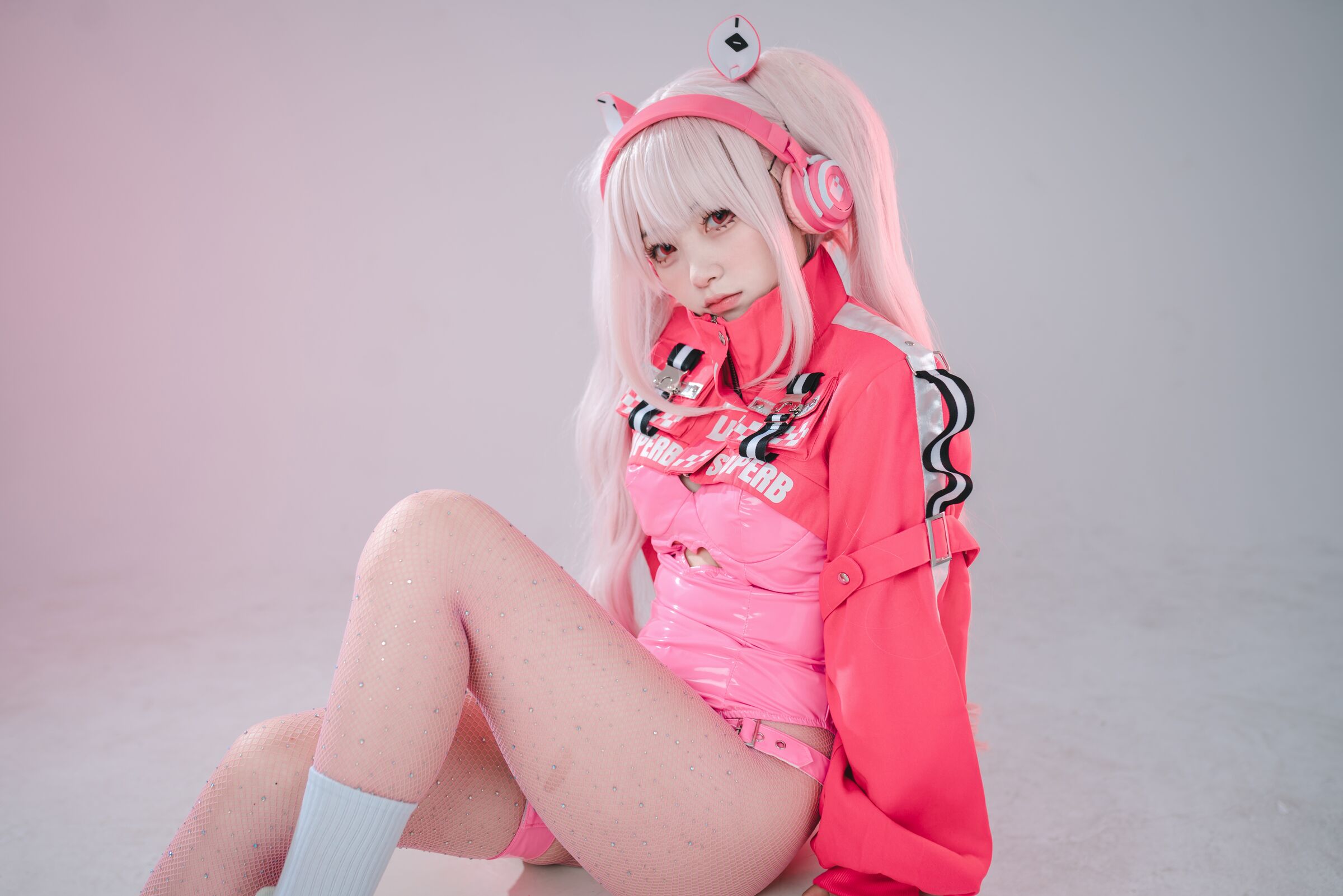 06