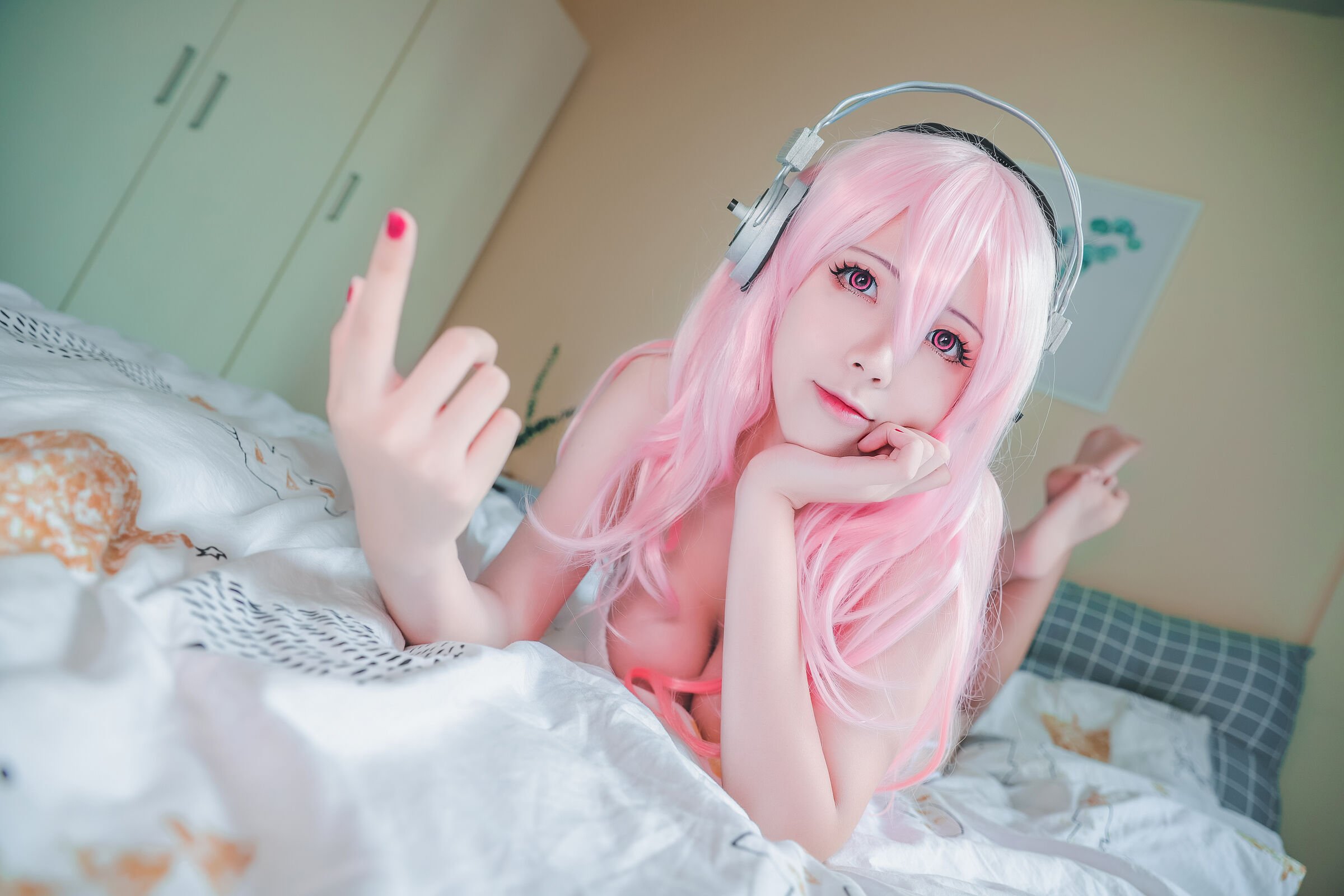 12