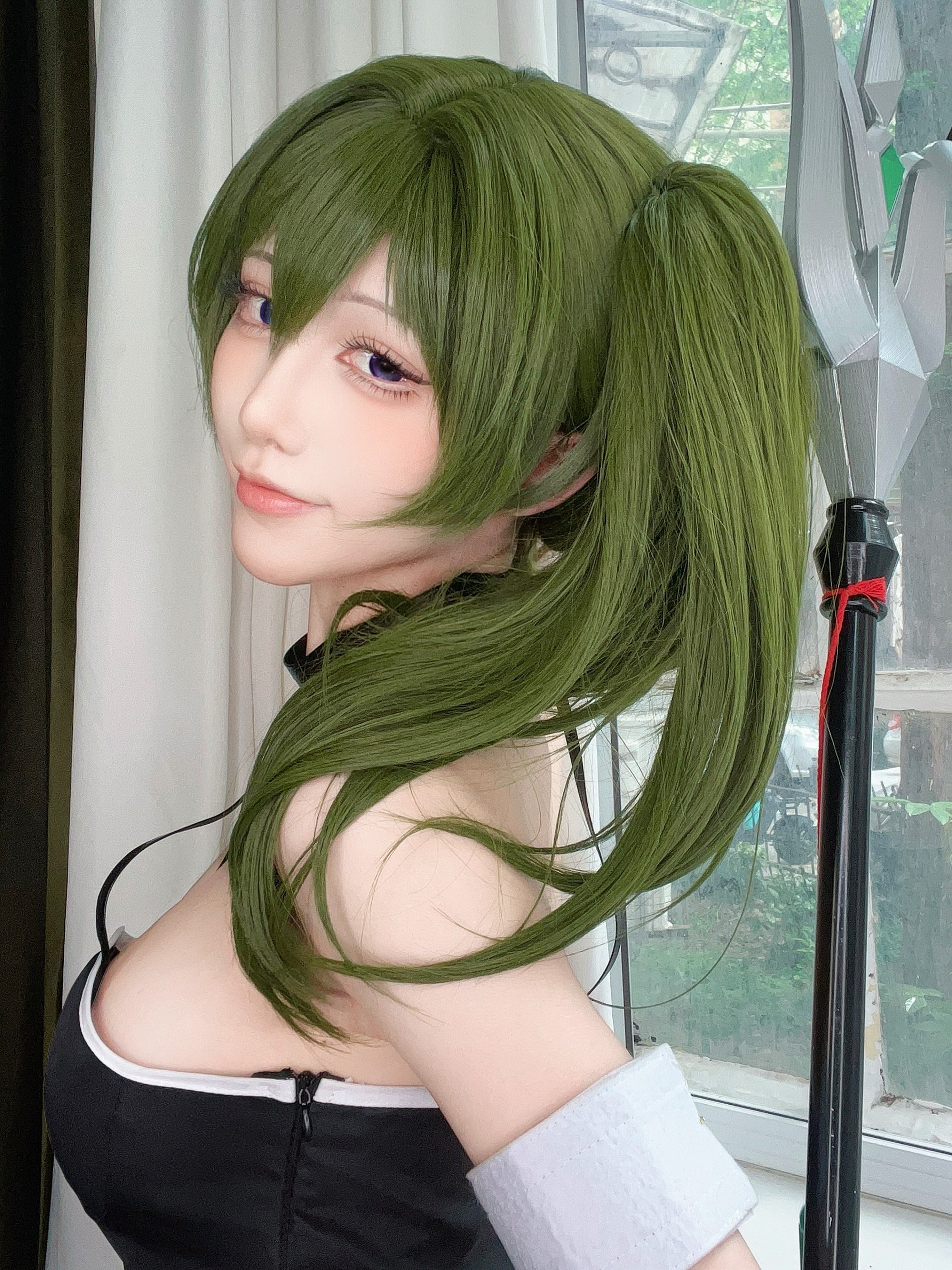 06