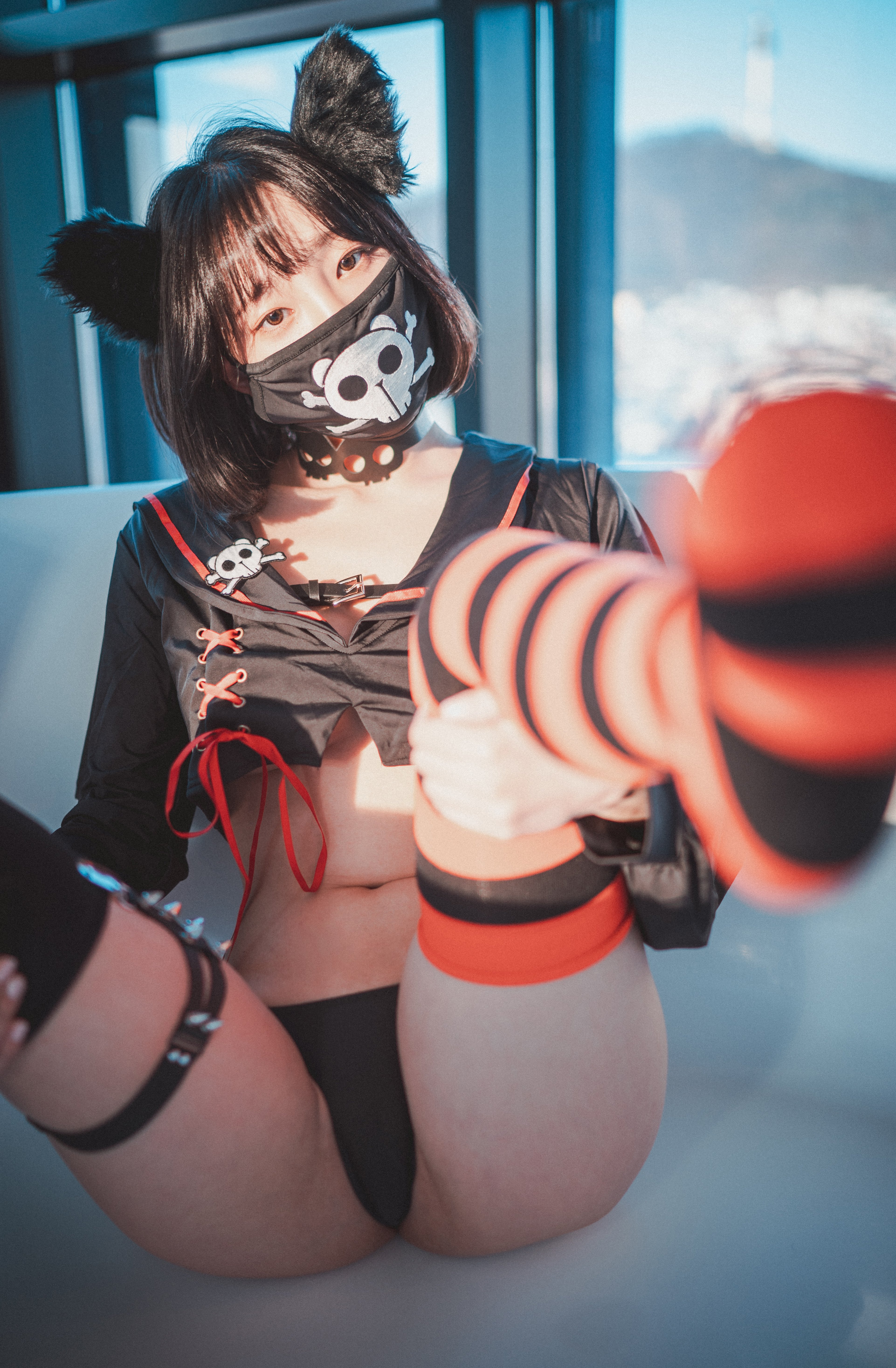 Kang-In-kyung-Masked-Pirate-16