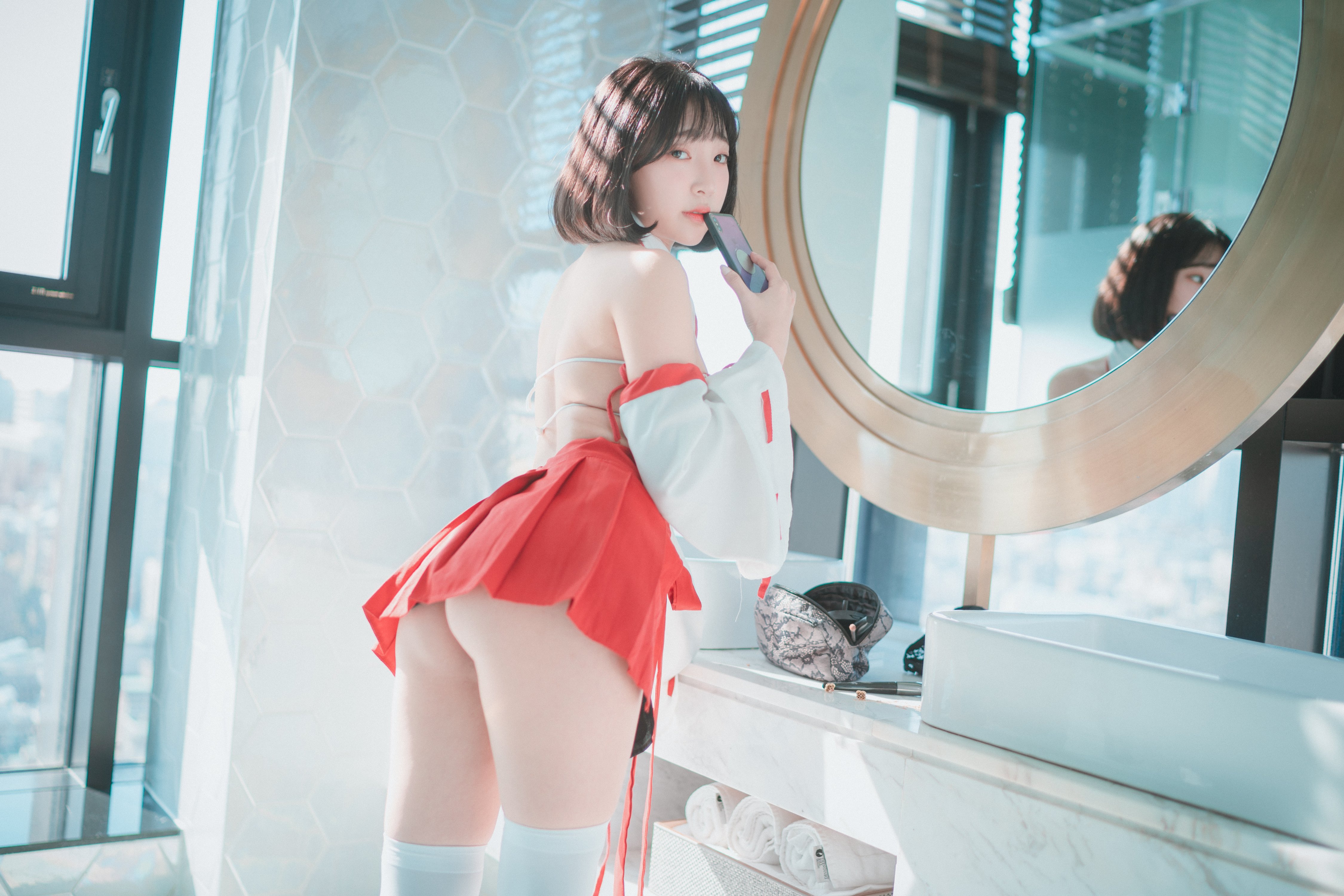 Kang-In-kyung-Summoner-Girl-14