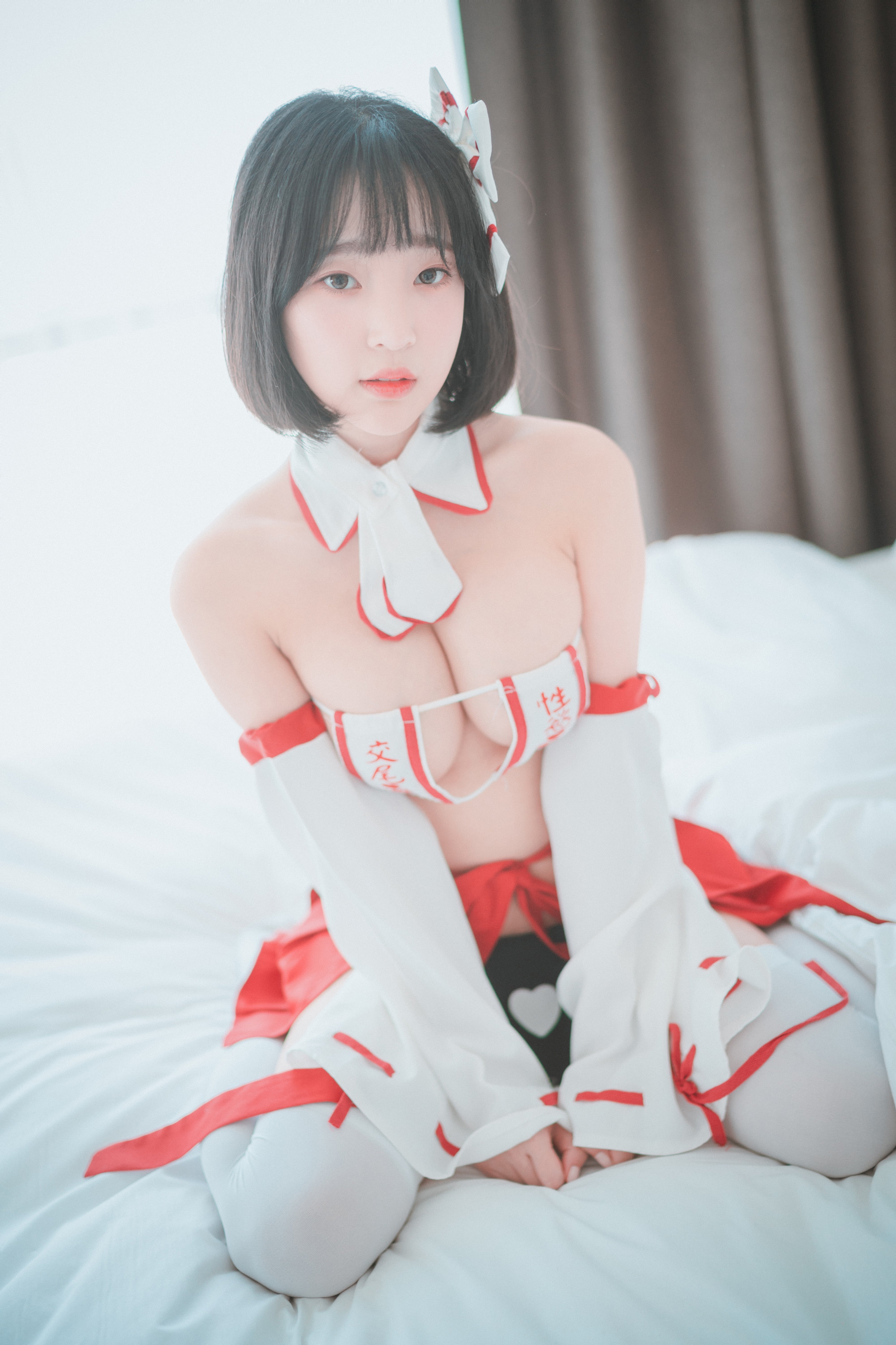 Kang-In-kyung-Summoner-Girl-18