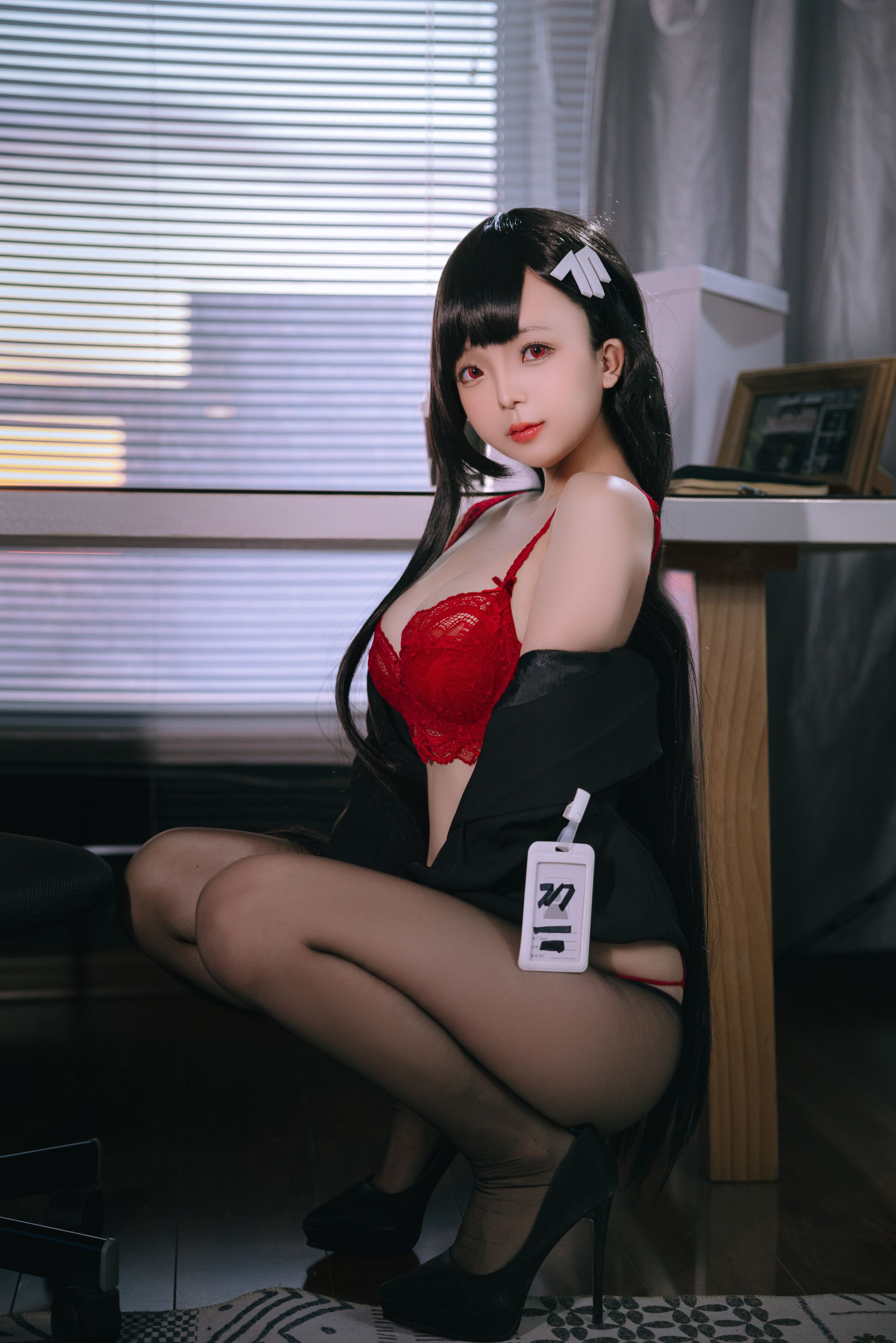 052