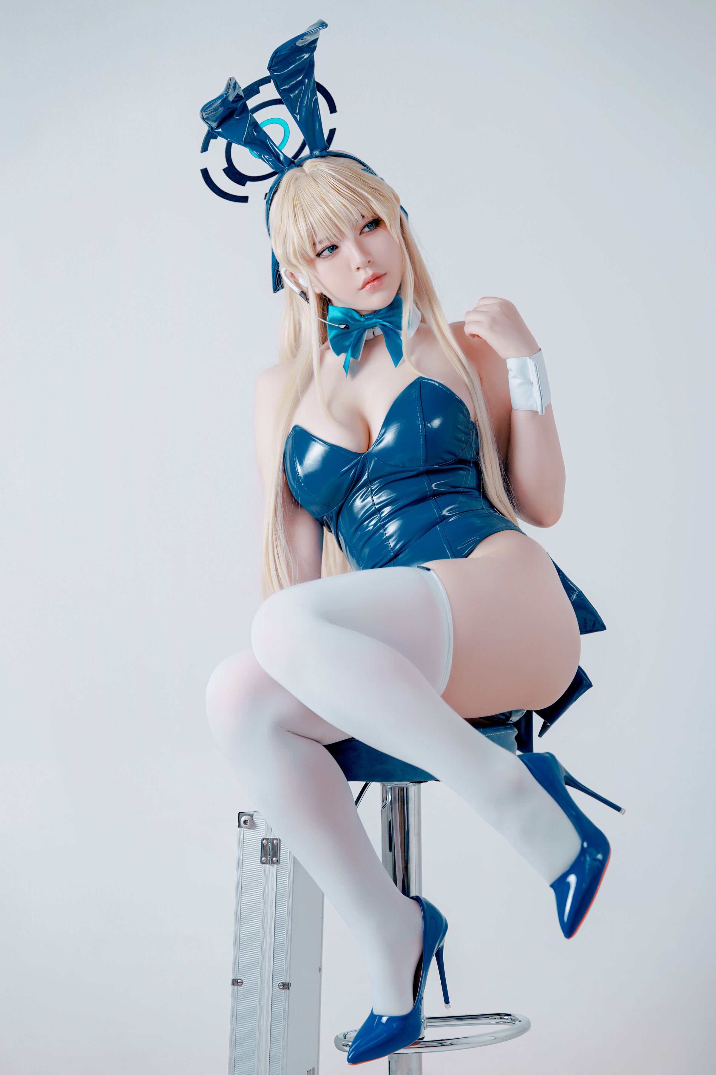 09