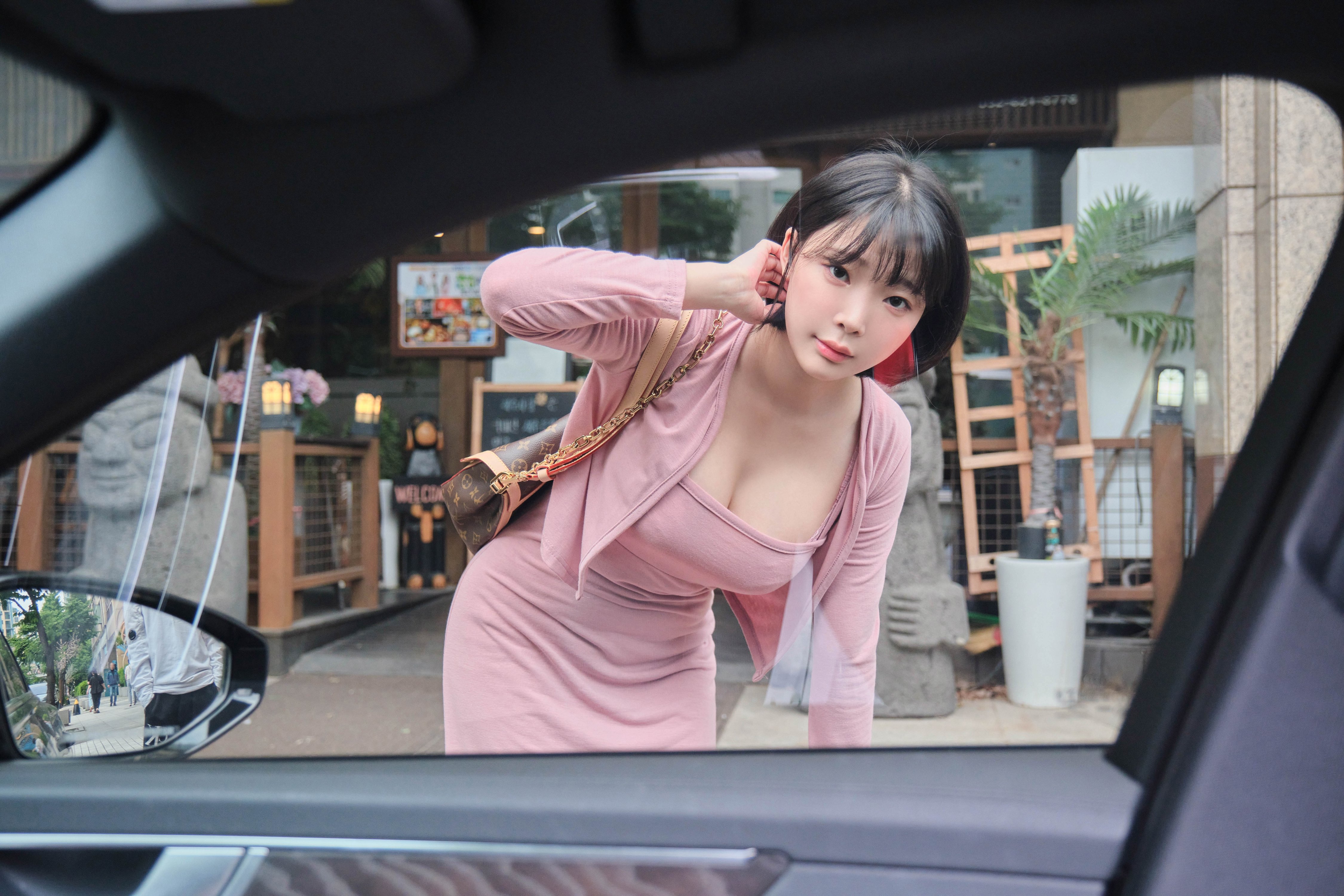 Kang-In-kyung-All-Times-Travel-003