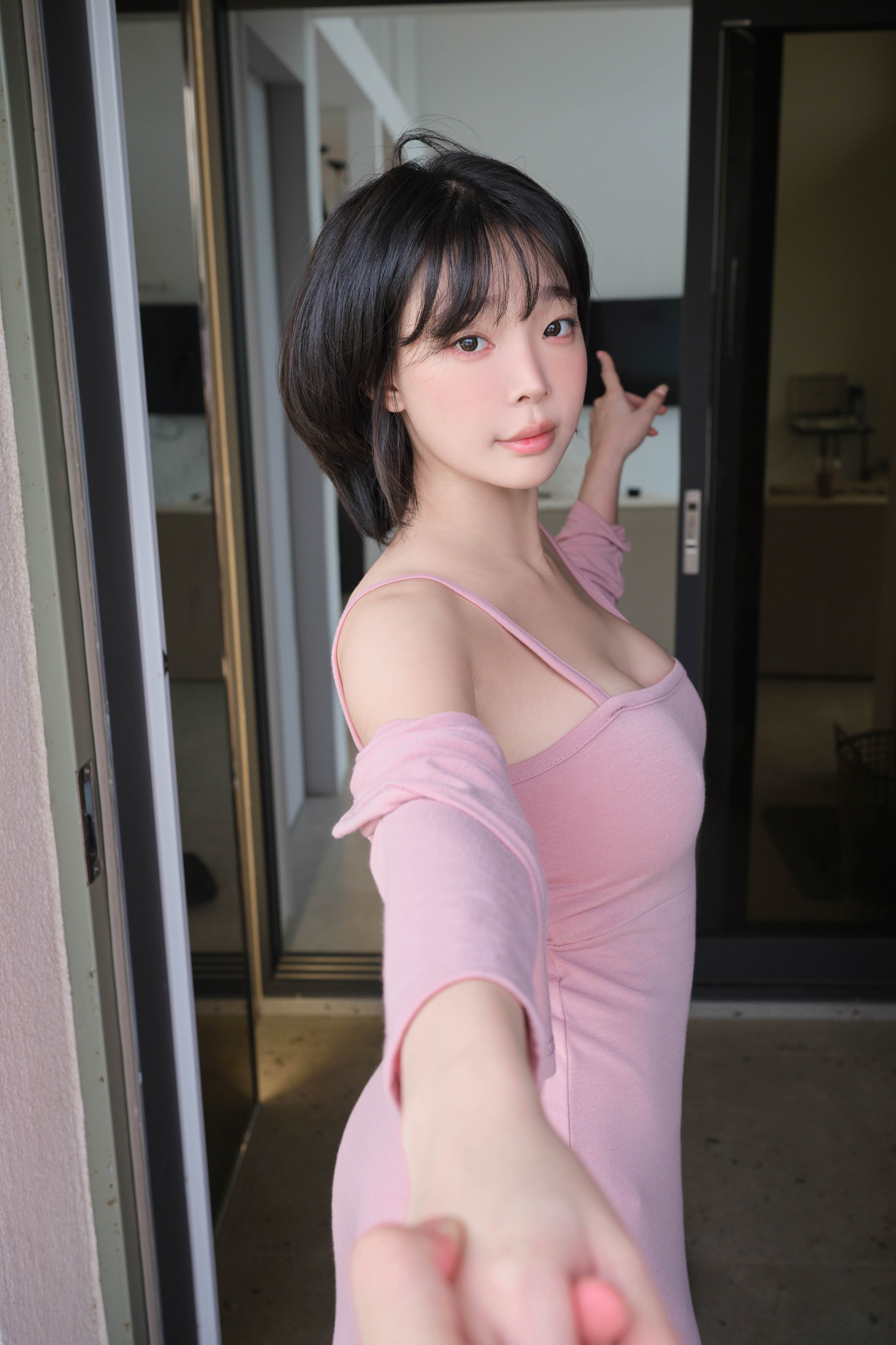 Kang-In-kyung-All-Times-Travel-052