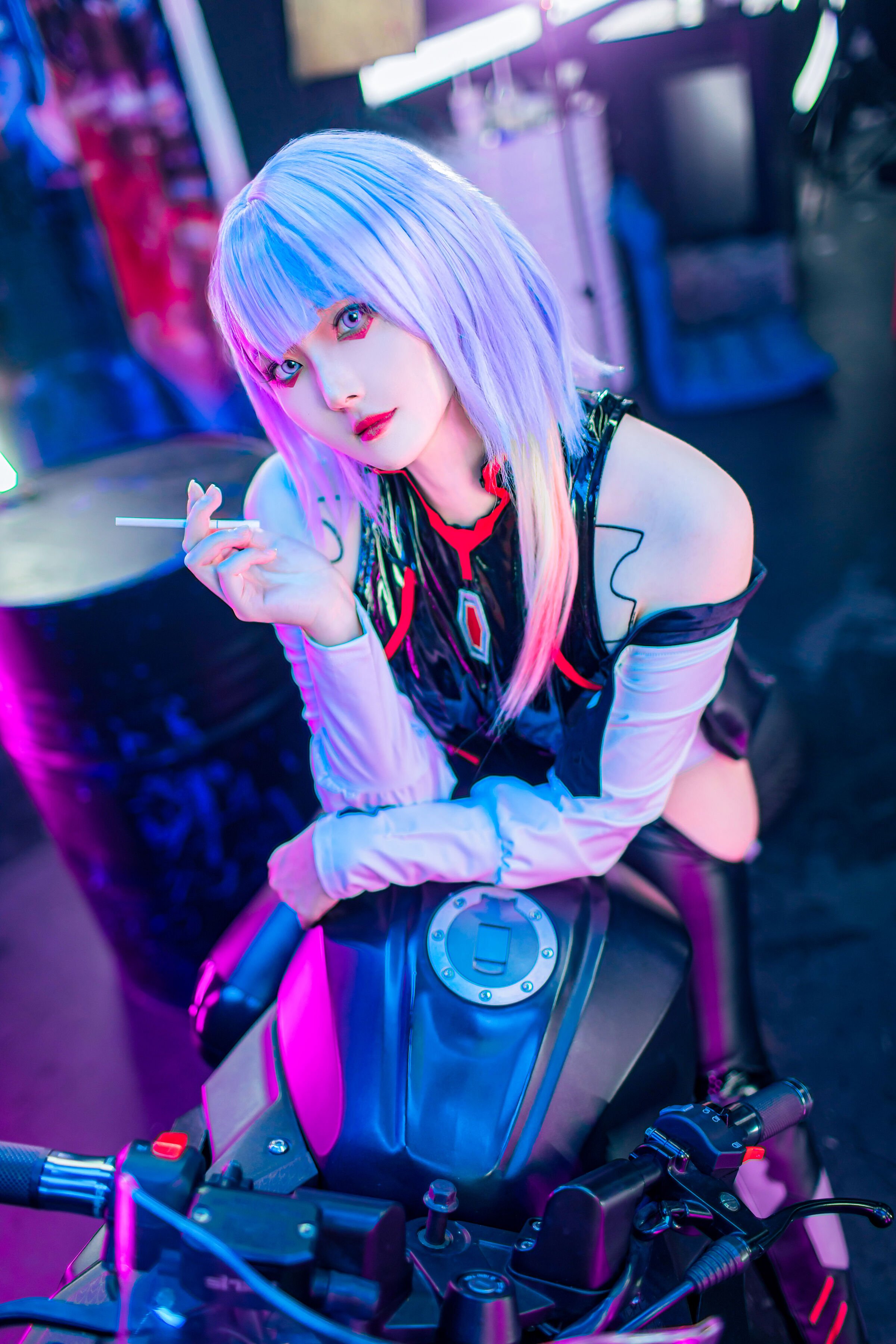 06