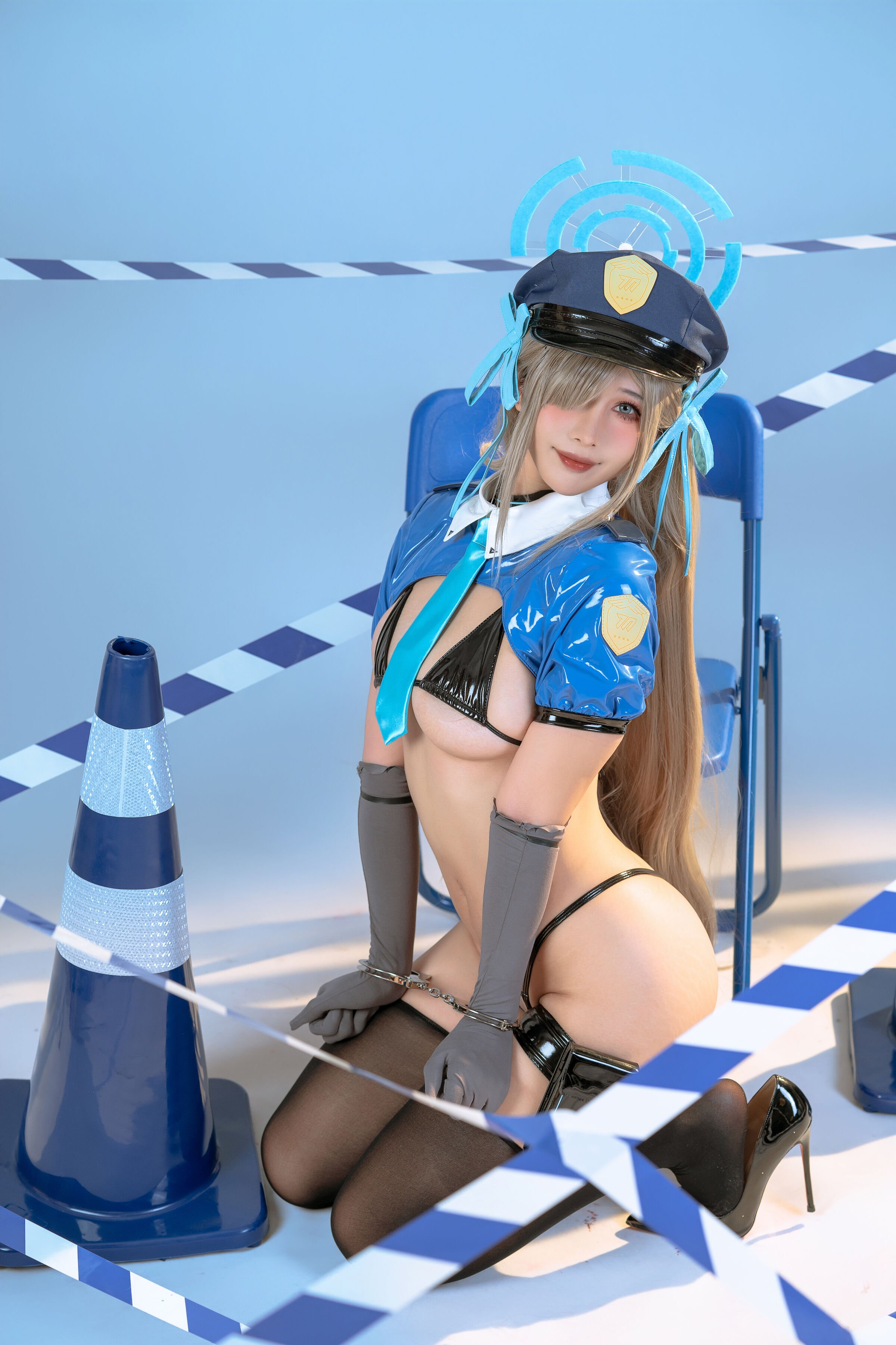 032