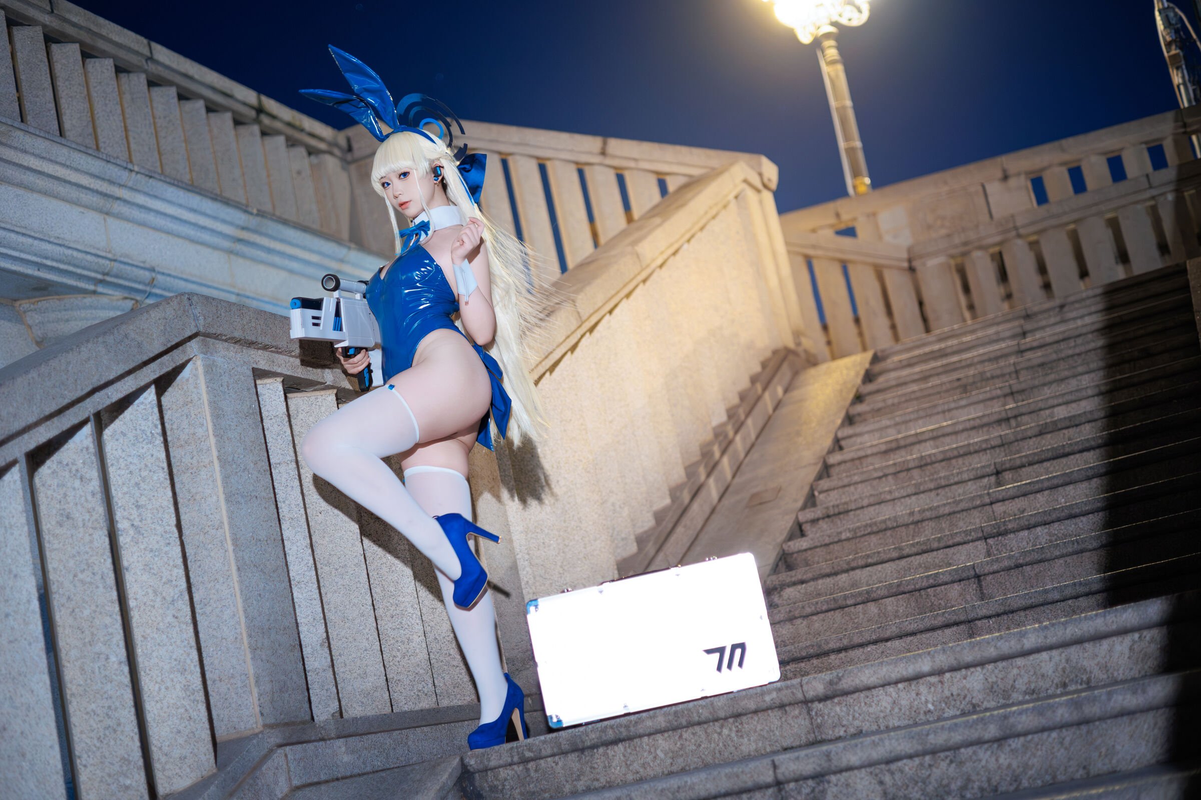 04