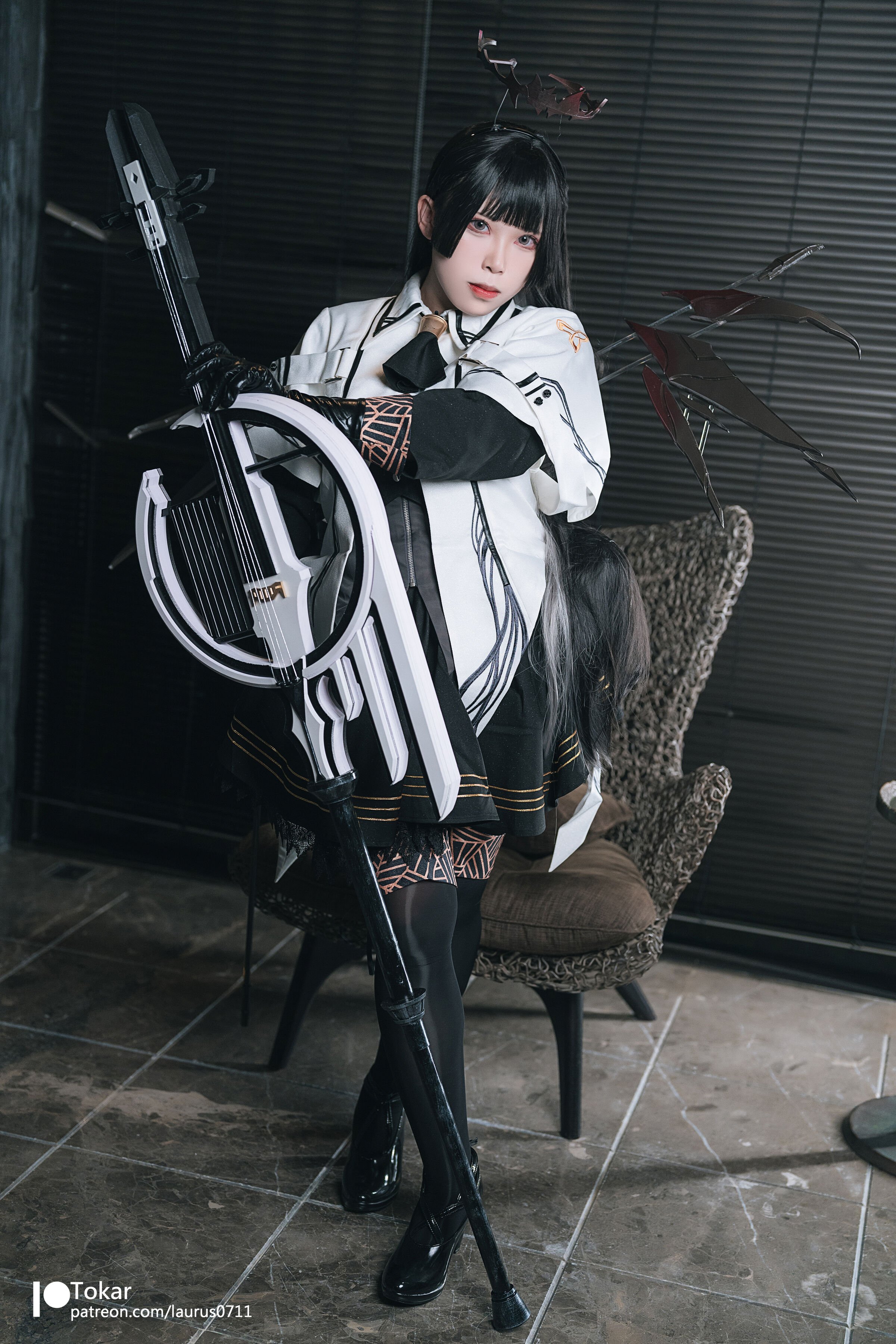 04